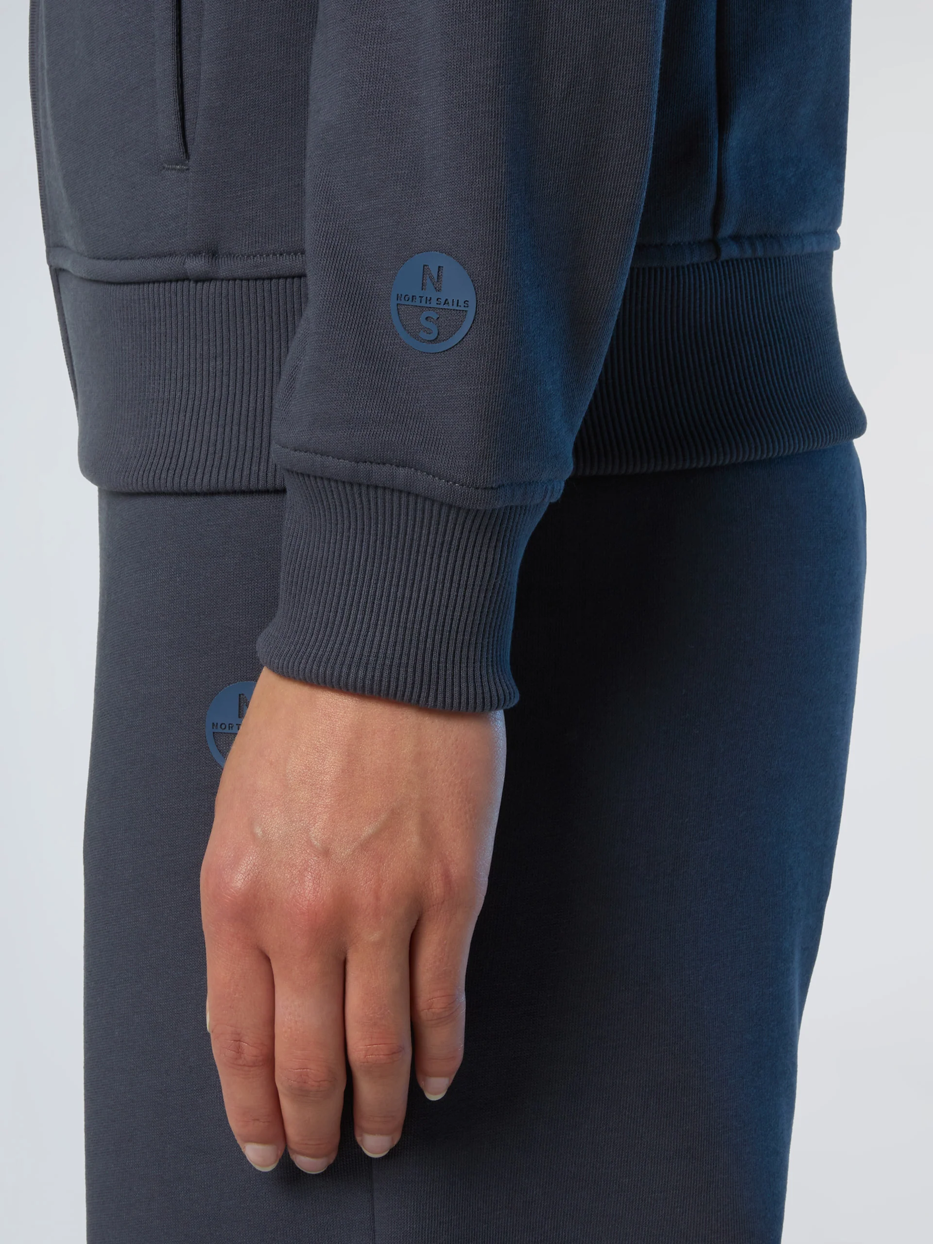 Full-zip hoodie with tonal logo - Image 21