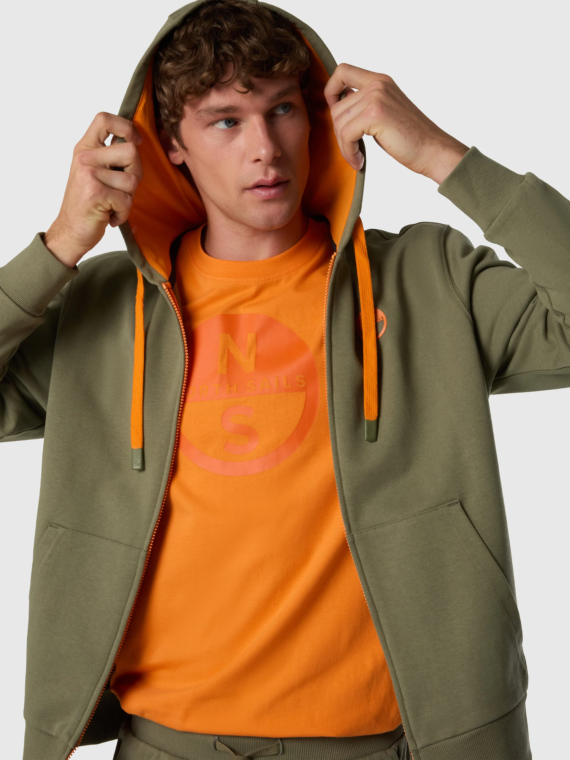 Full-zip hoodie with contrast logo - Image 8