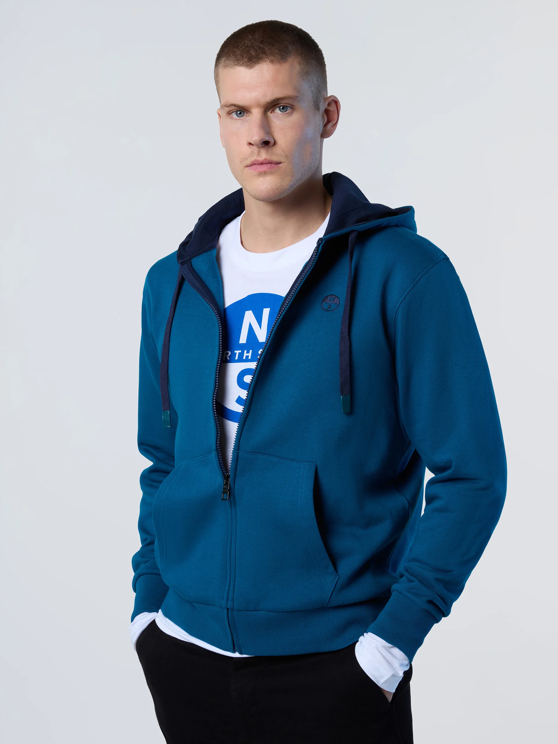 Hoodie with embroidered logo - Image 9