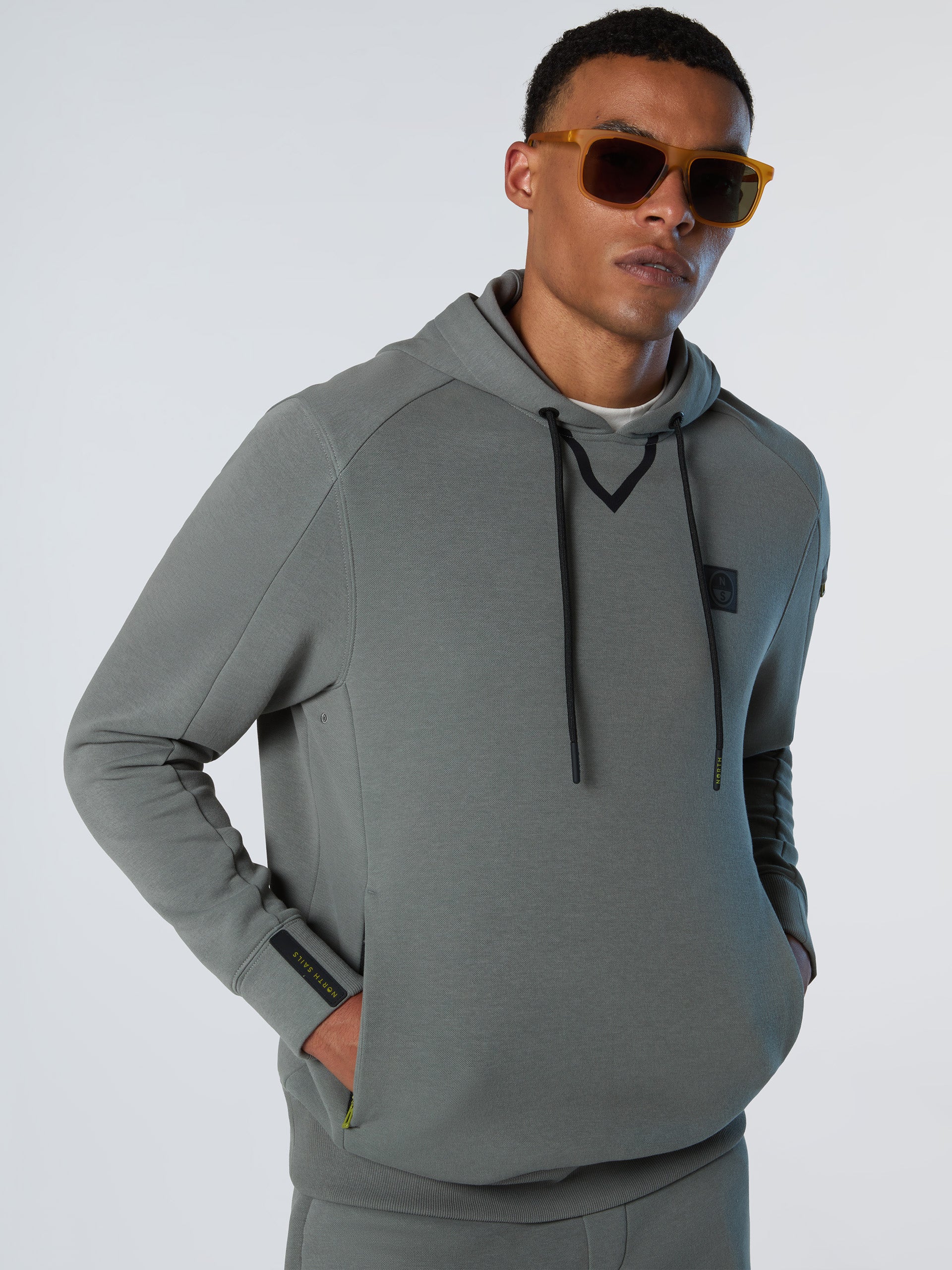 Piqué scuba hoodie - Image 18