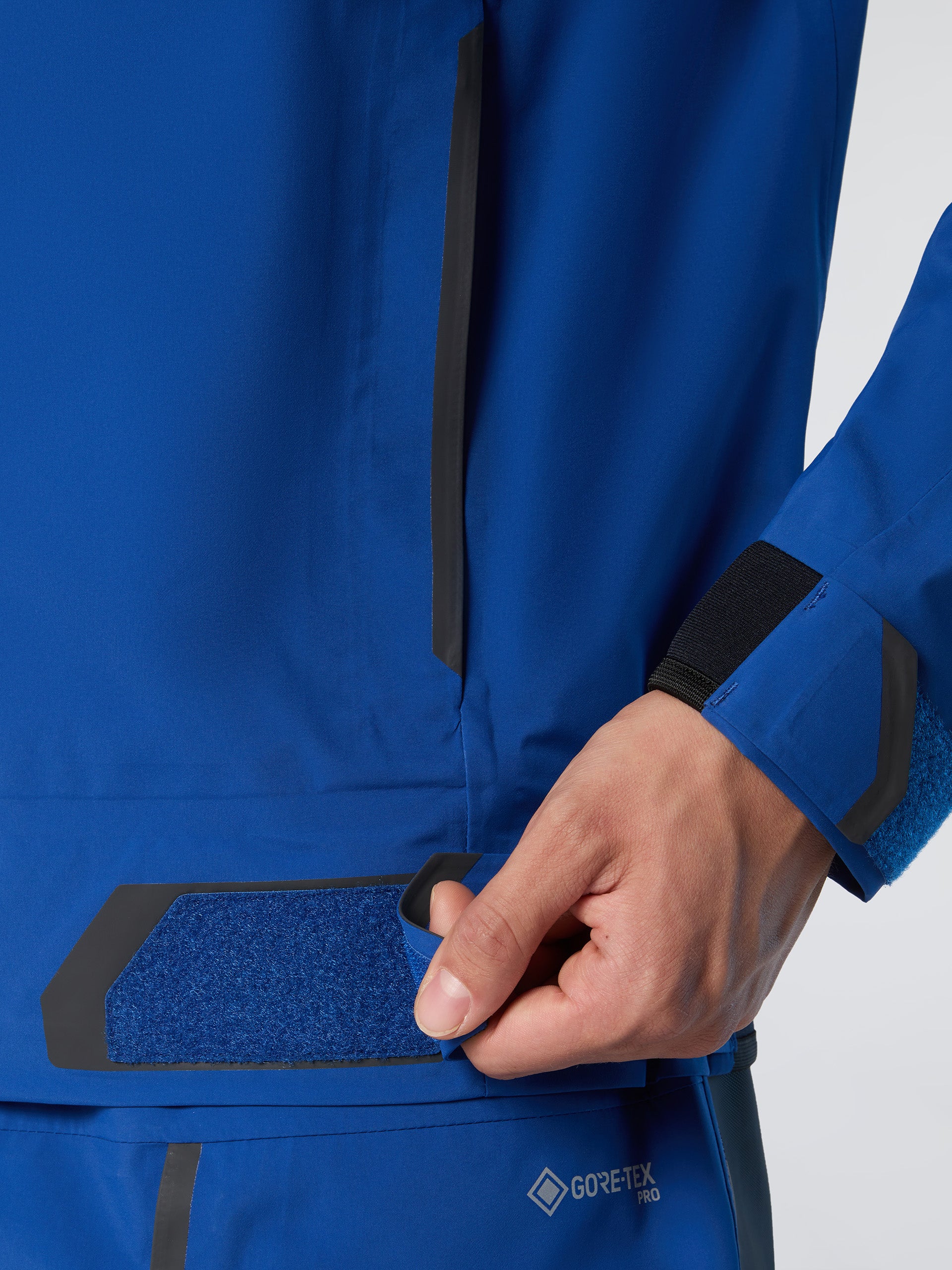 Inshore Race Hybrid Jacket - Image 15