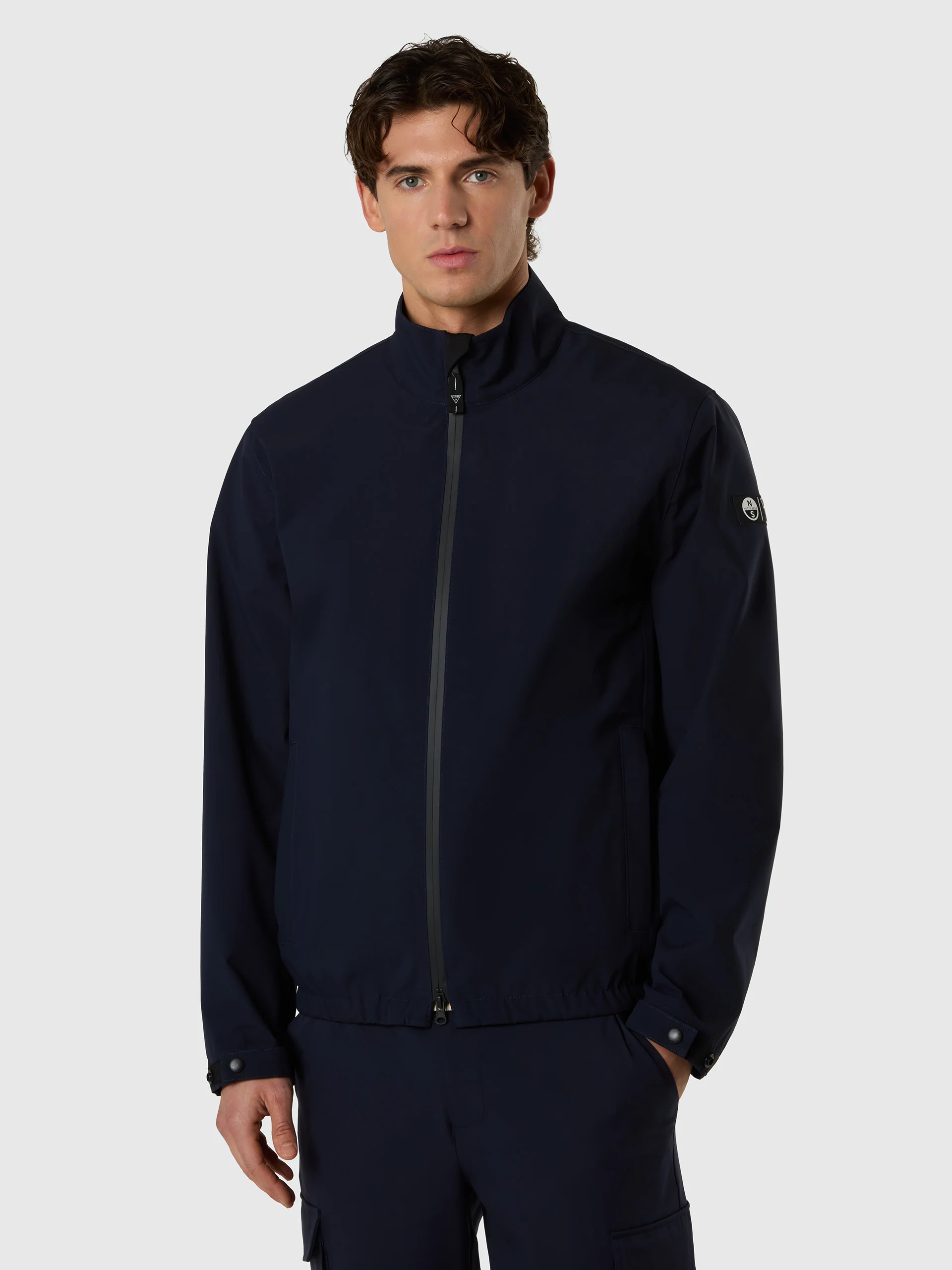 GUESS X NORTH SAILS JACKET - Image 18