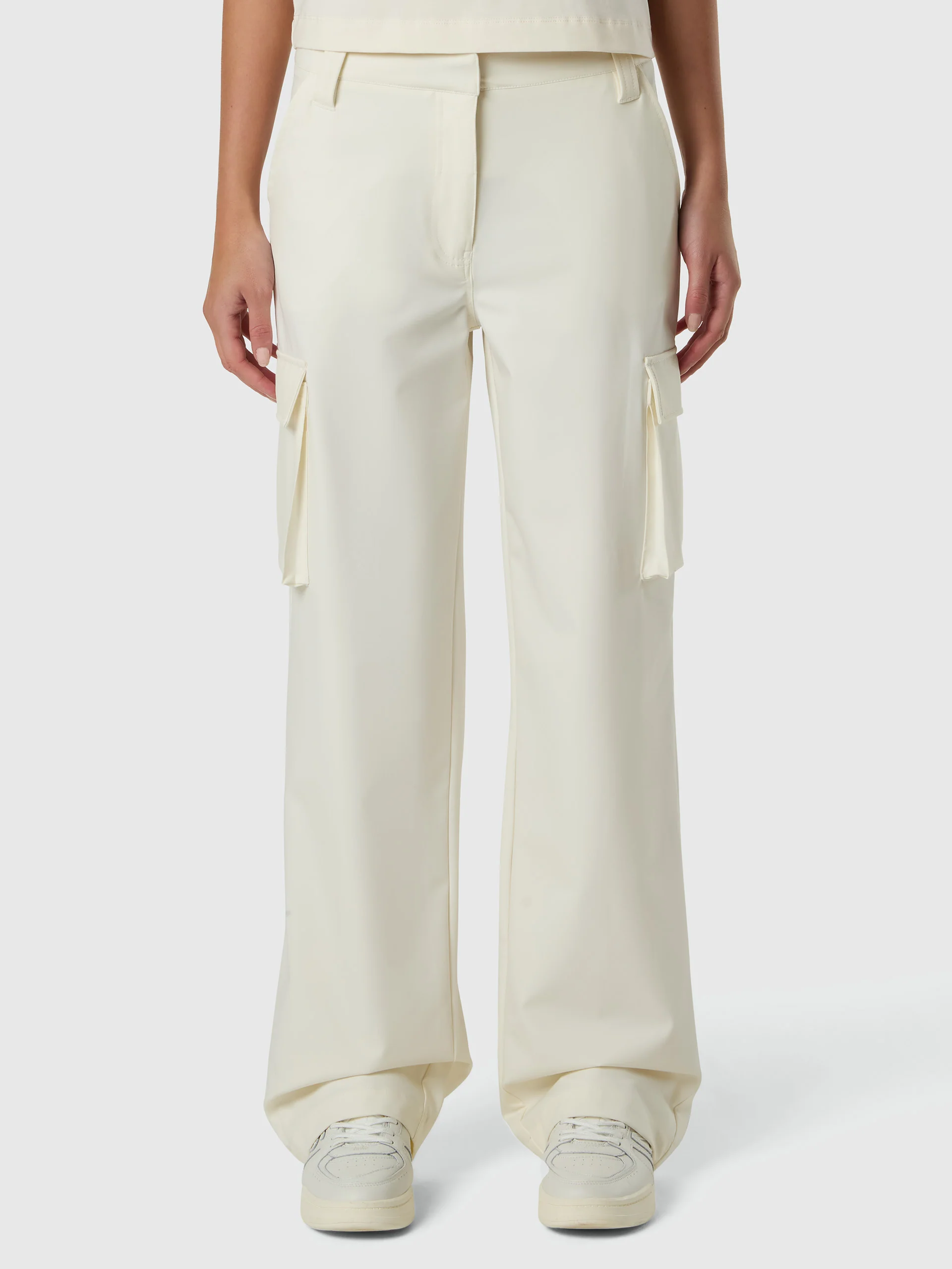 GUESS X NORTH SAILS CARGO PANTS - Image 3