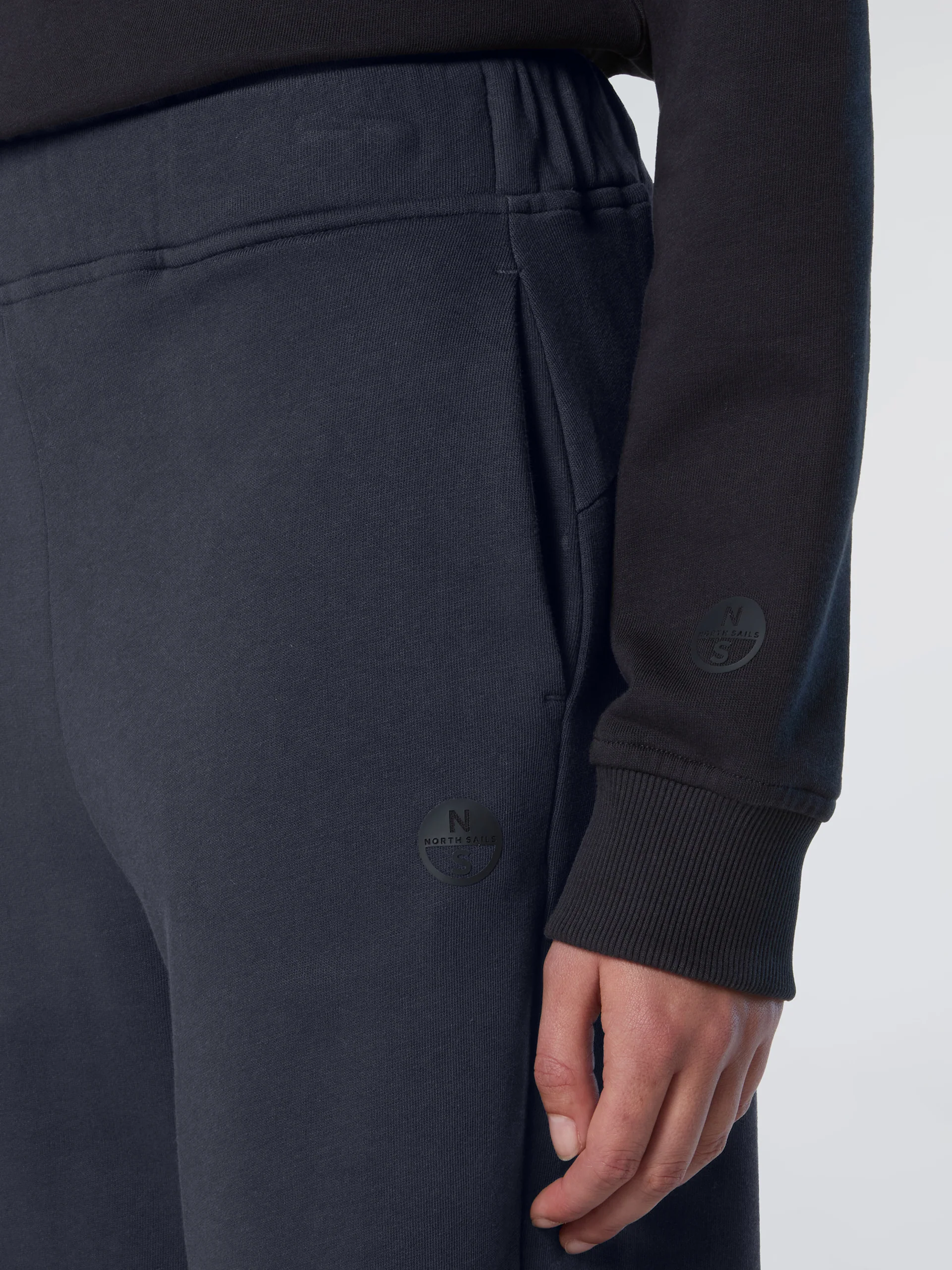 Sweatpants with back yoke - Image 20