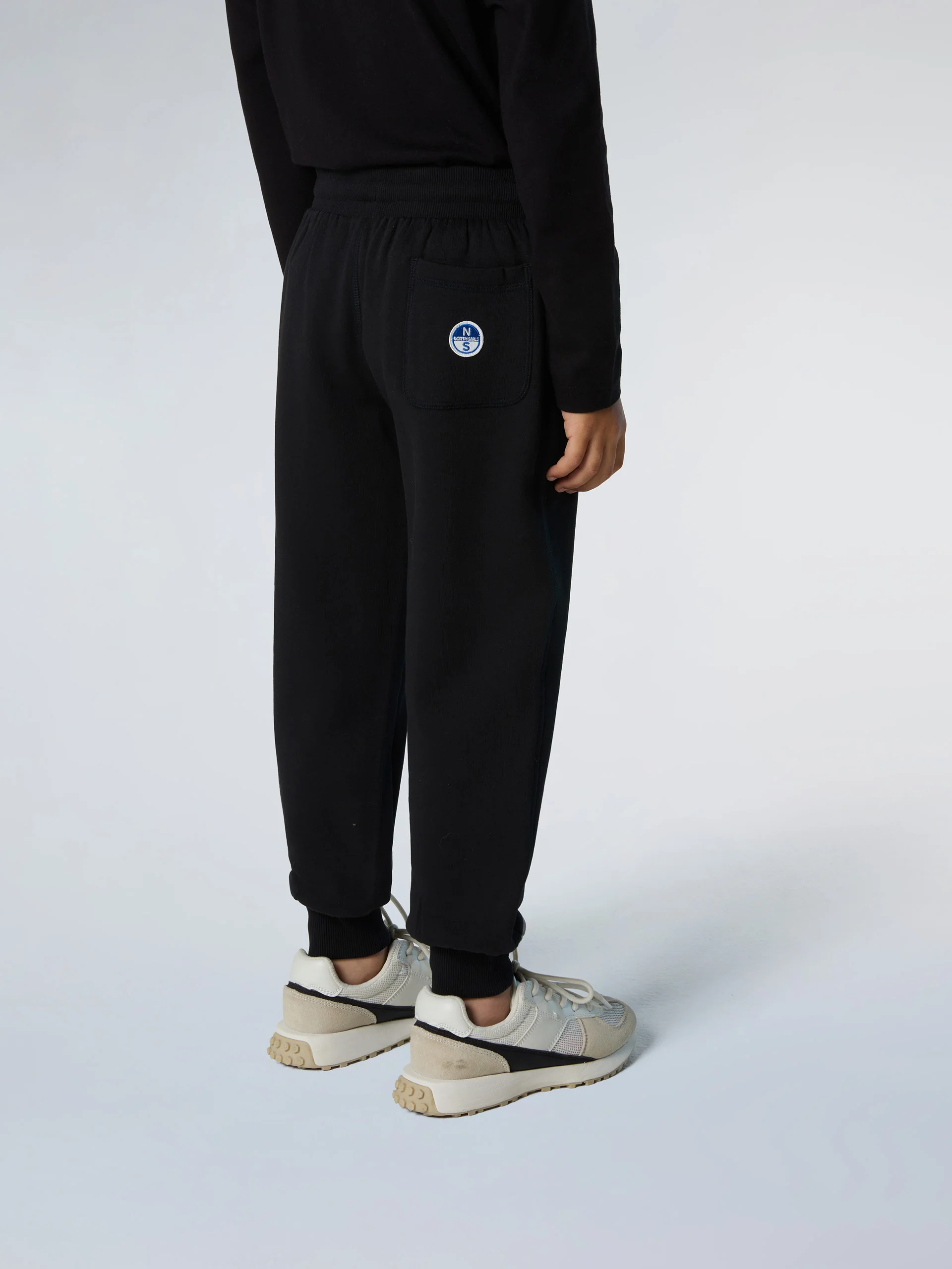 Sweatpants with logo patch - Image 18