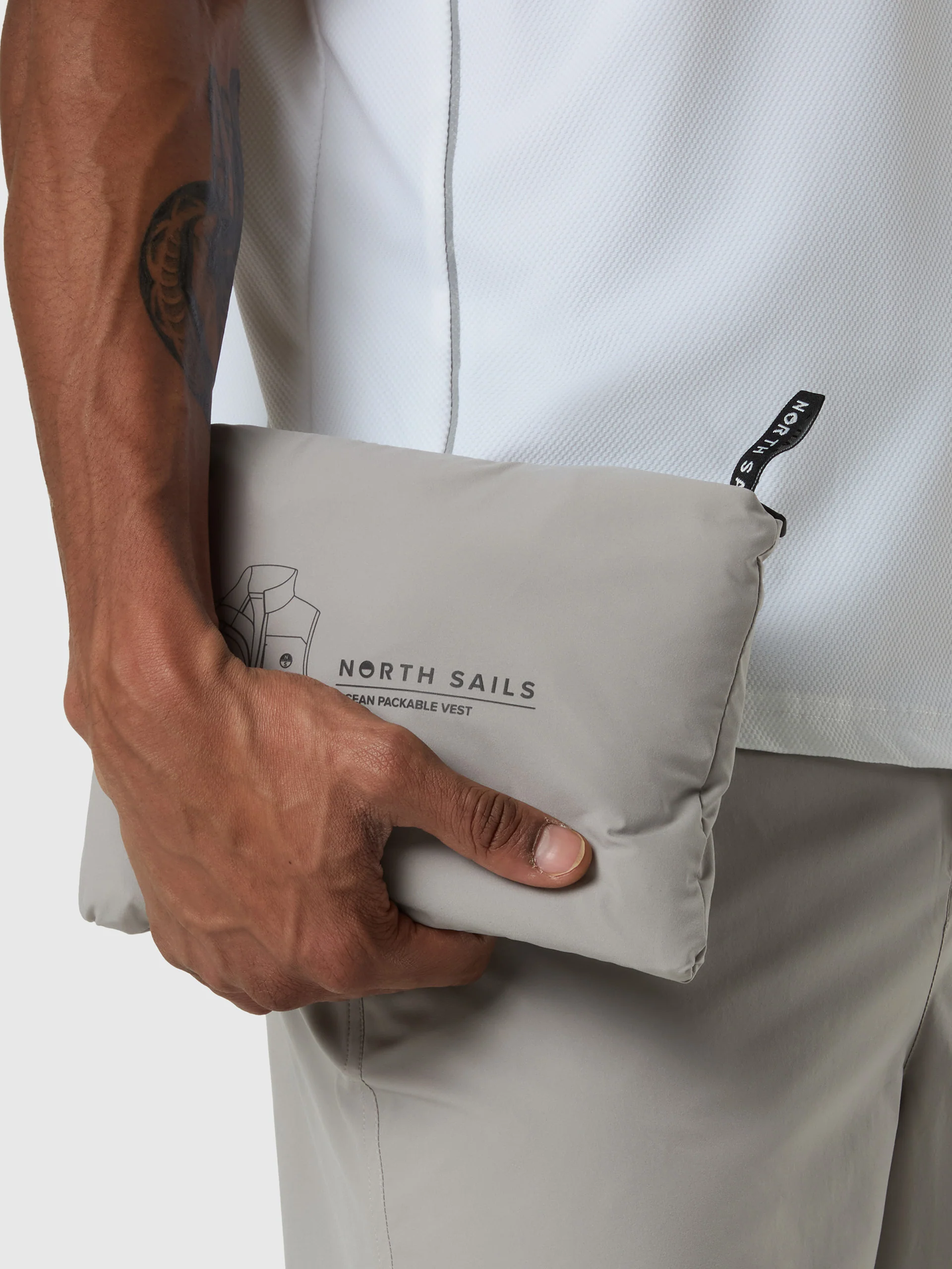 Mistral Packable Vest - Image 8