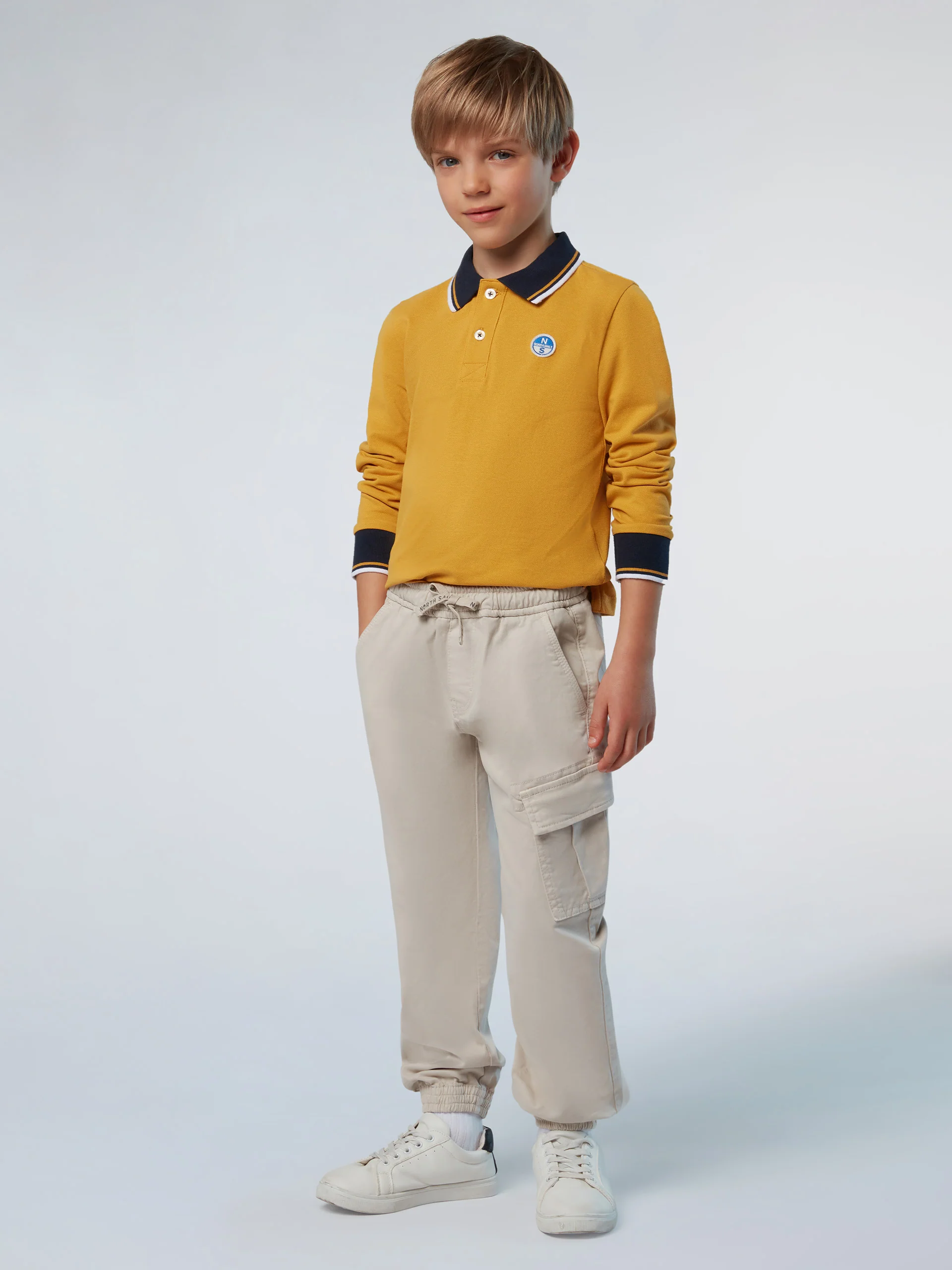 Polo shirt with collar lettering - Image 26