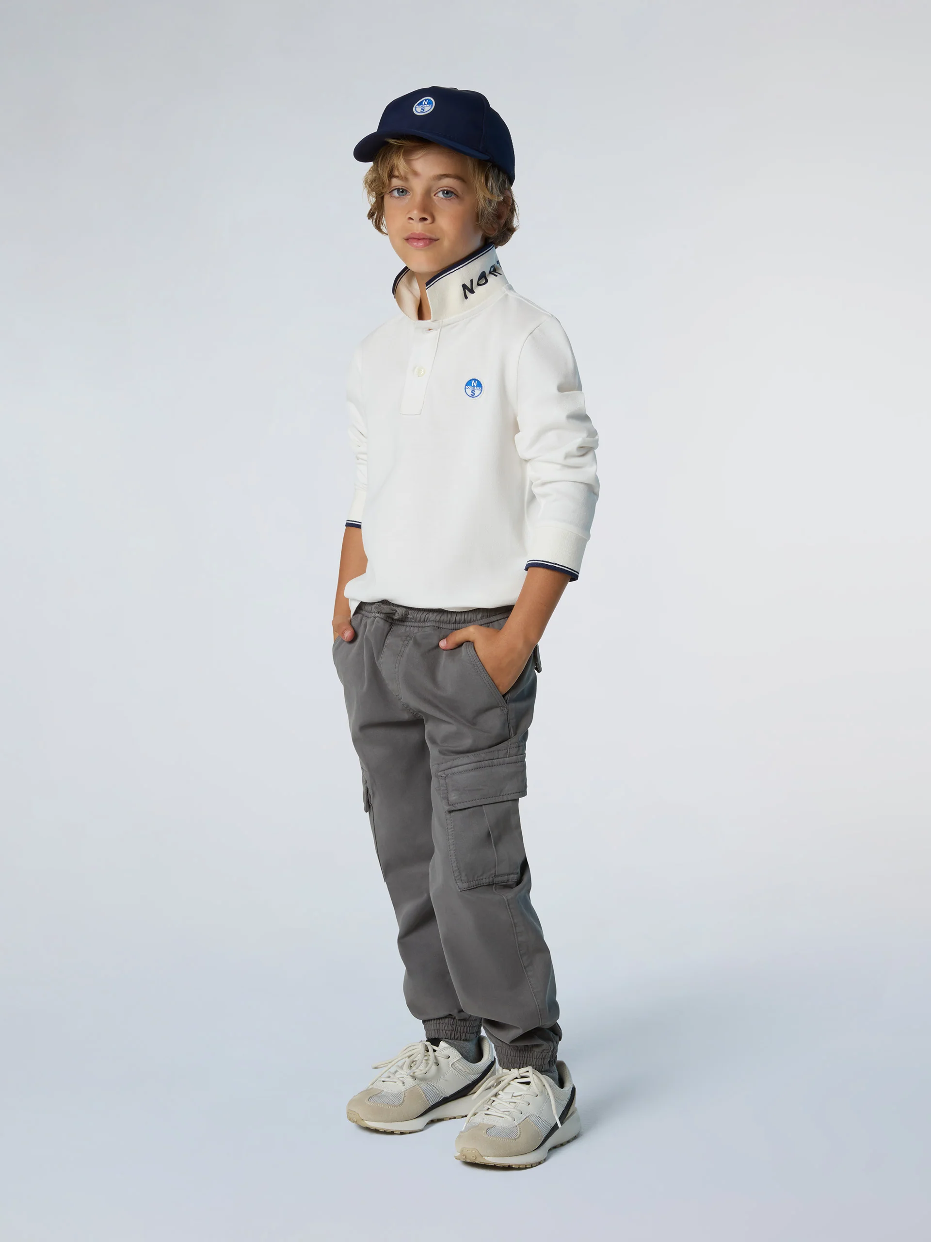 Long-sleeved polo shirt with collar lettering - Image 5