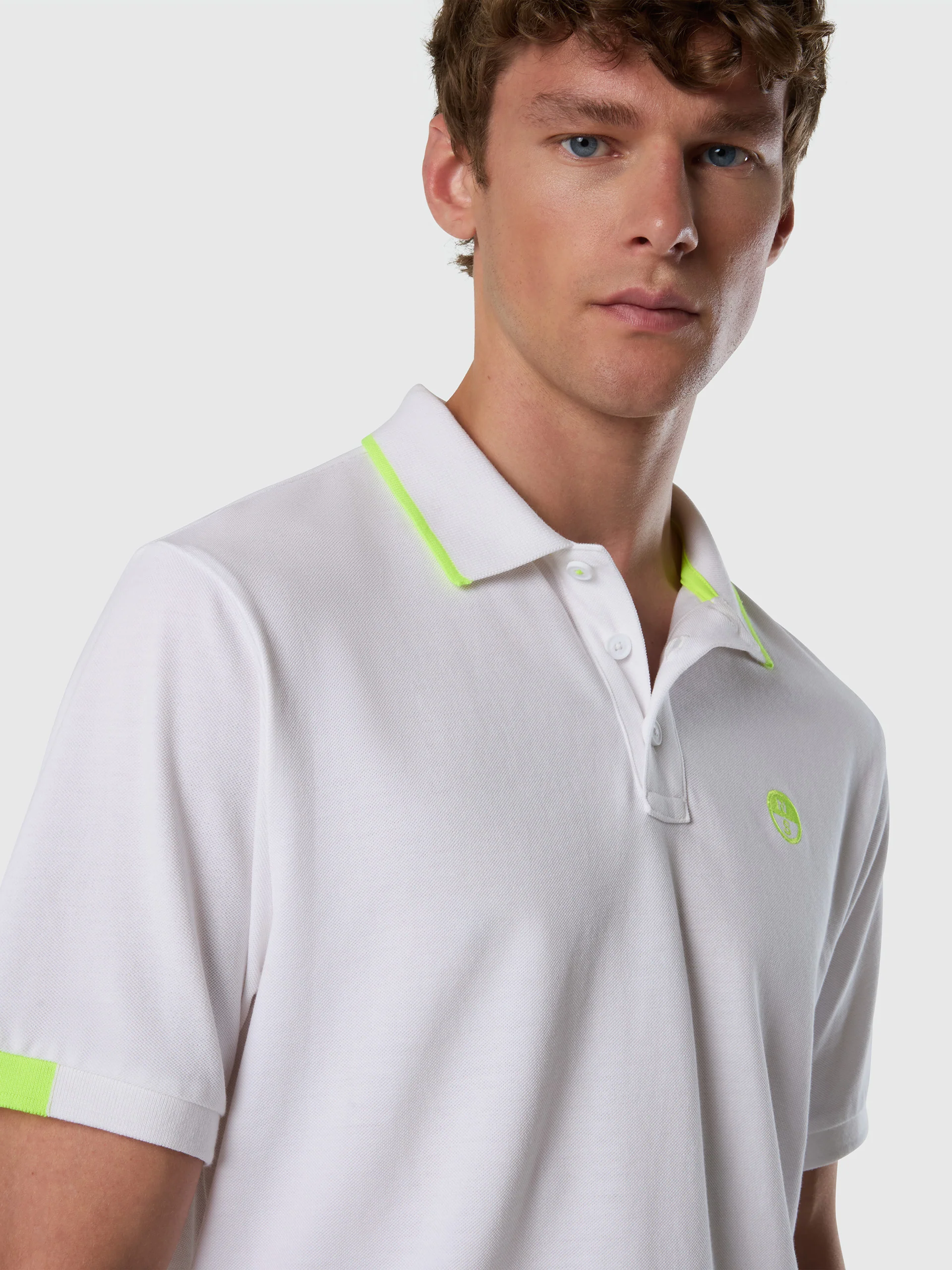 Polo shirt with neon accents - Image 2