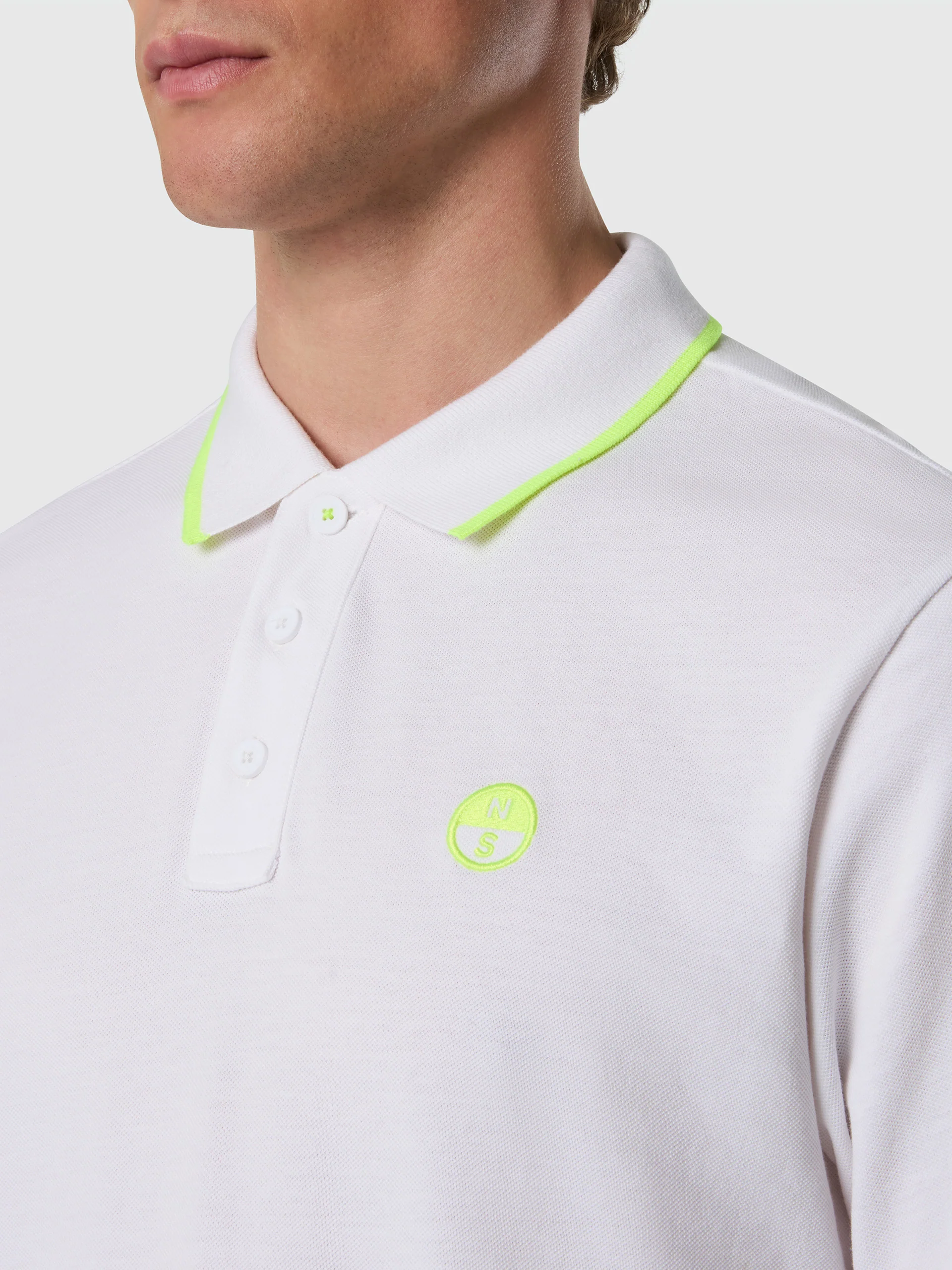 Polo shirt with neon accents - Image 6