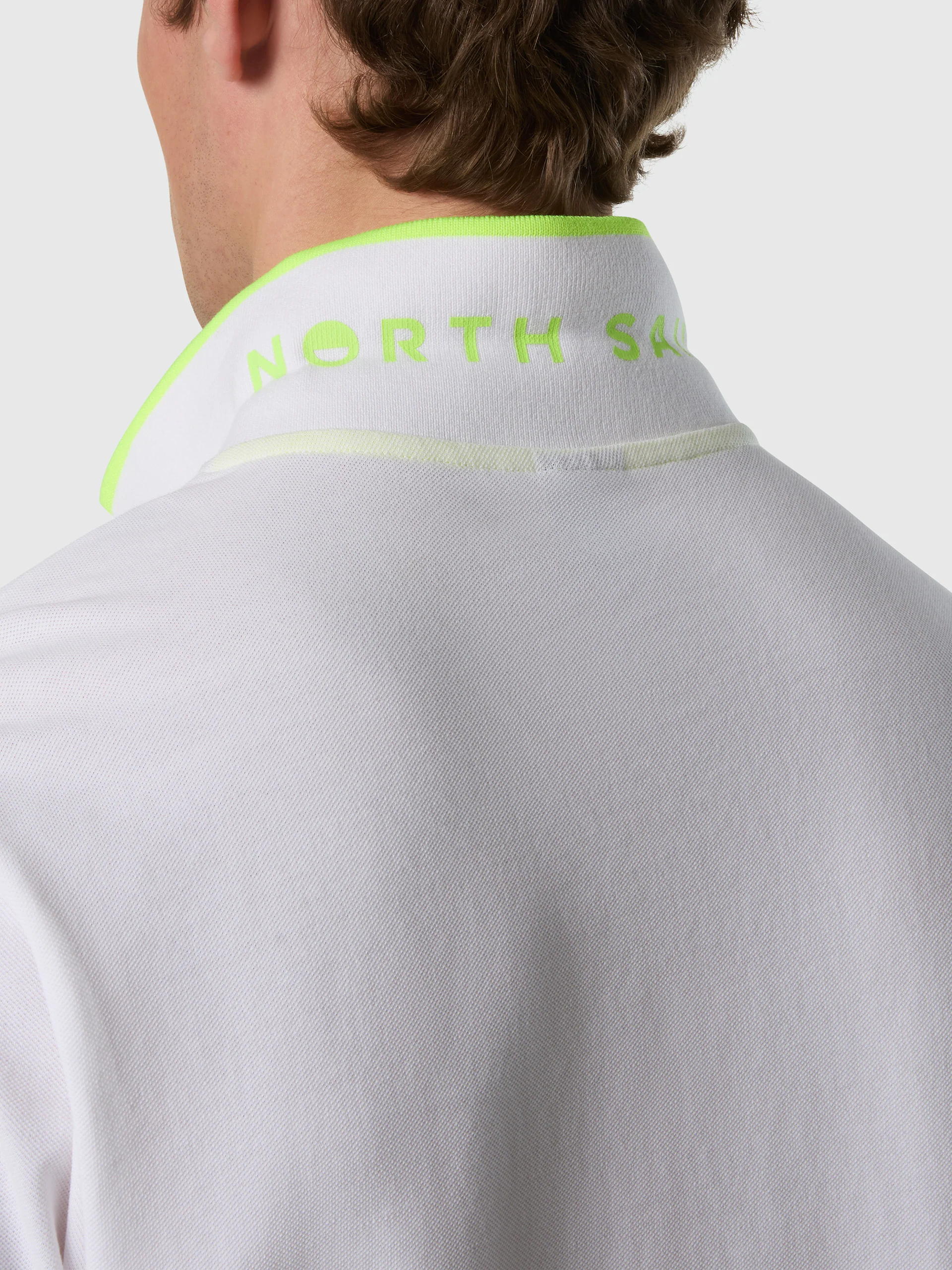 Polo shirt with neon accents - Image 7