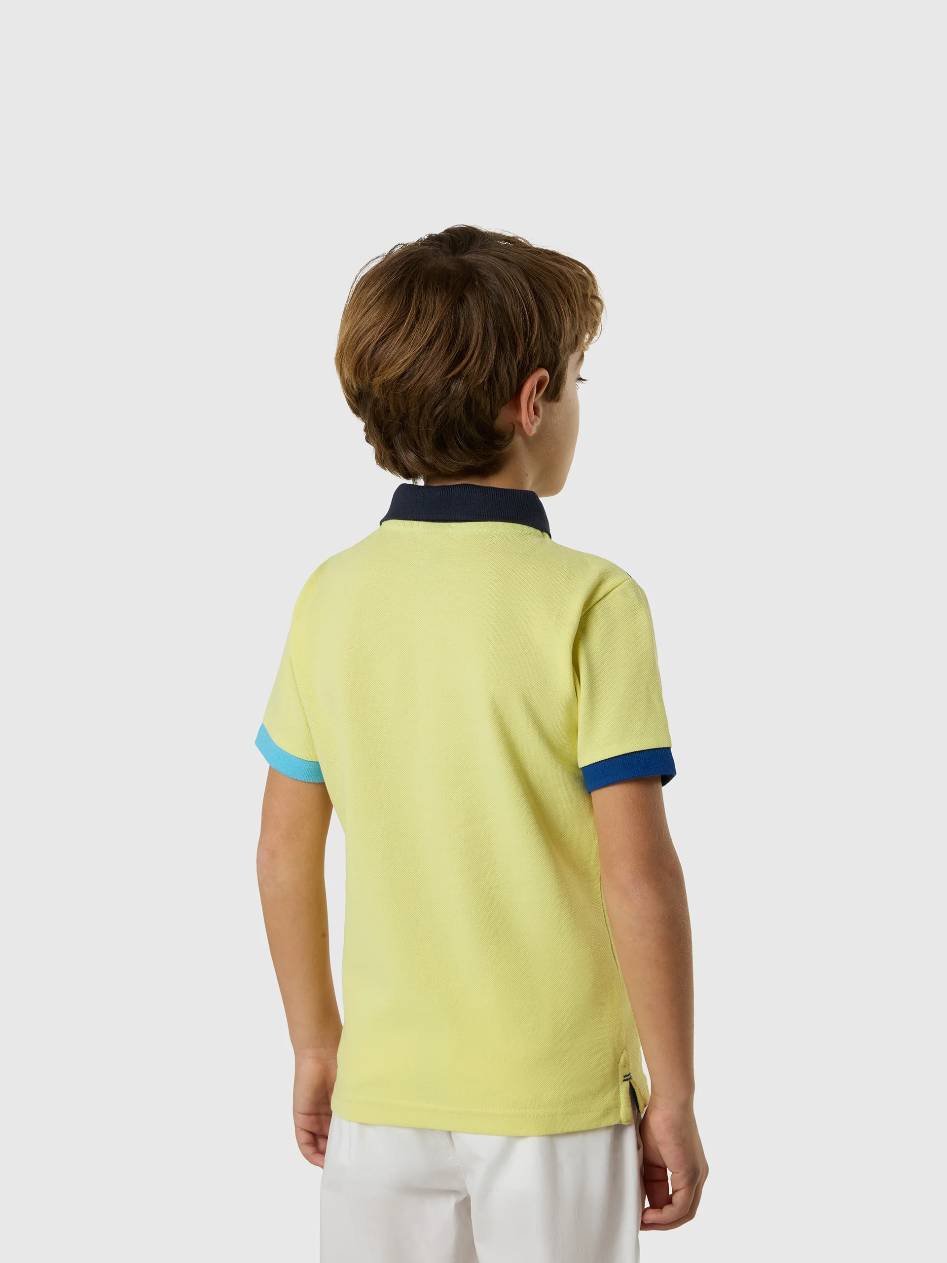 Polo shirt with mismatch cuffs - Image 11