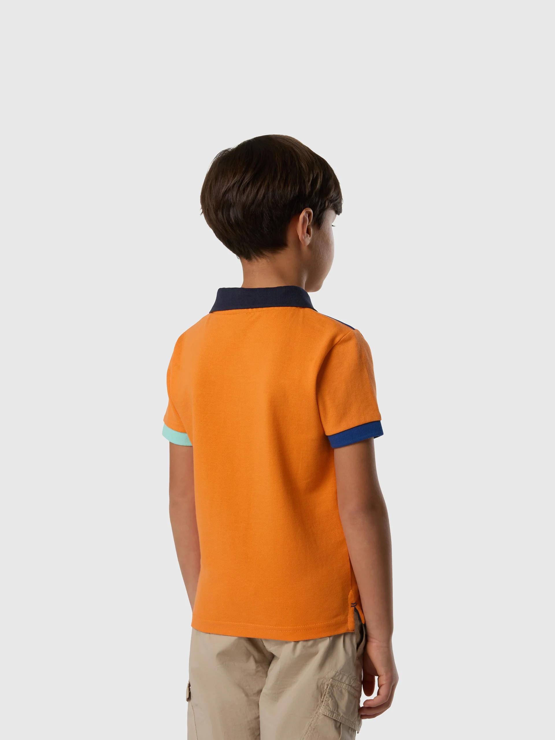 Polo shirt with mismatch cuffs - Image 18