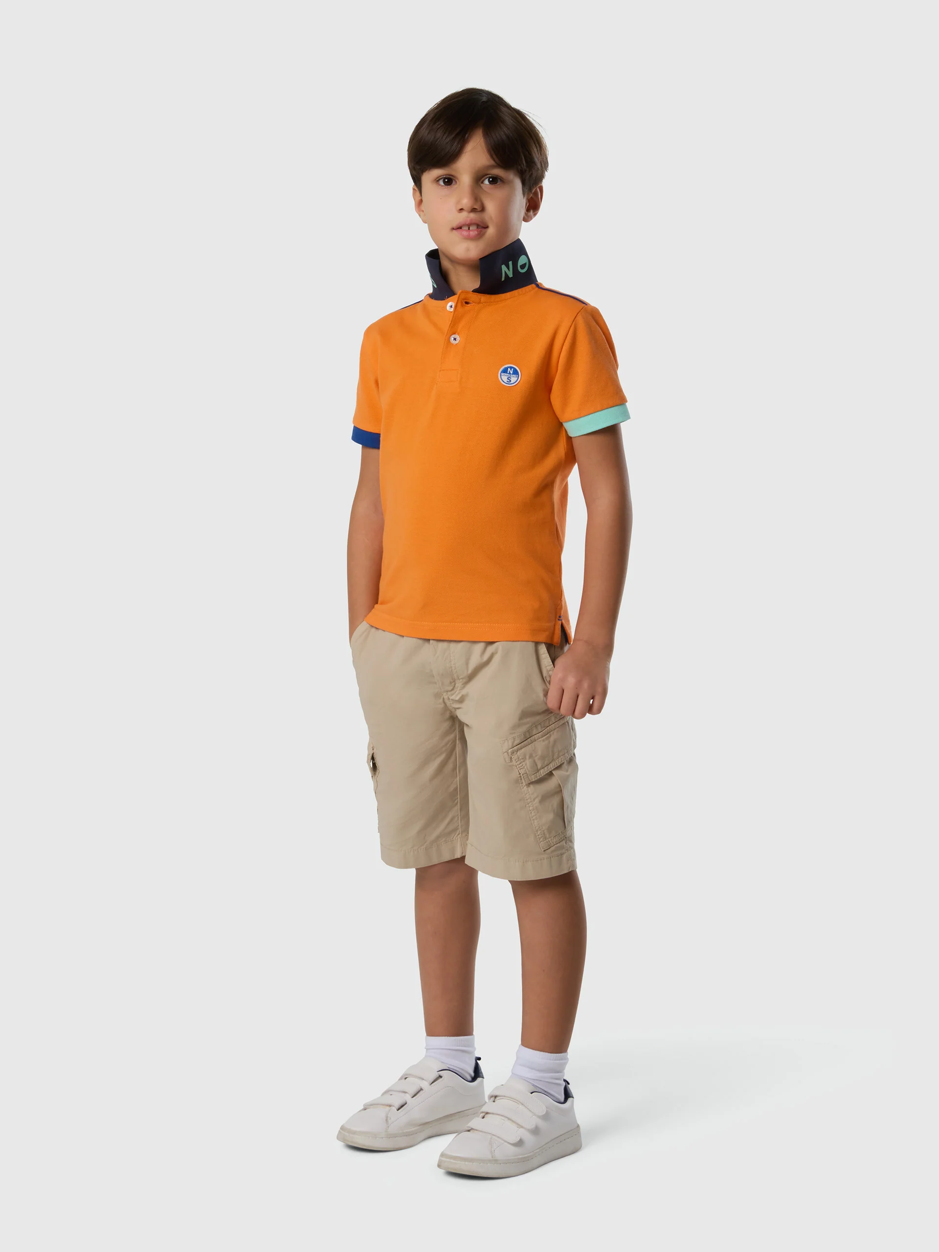 Polo shirt with mismatch cuffs - Image 19