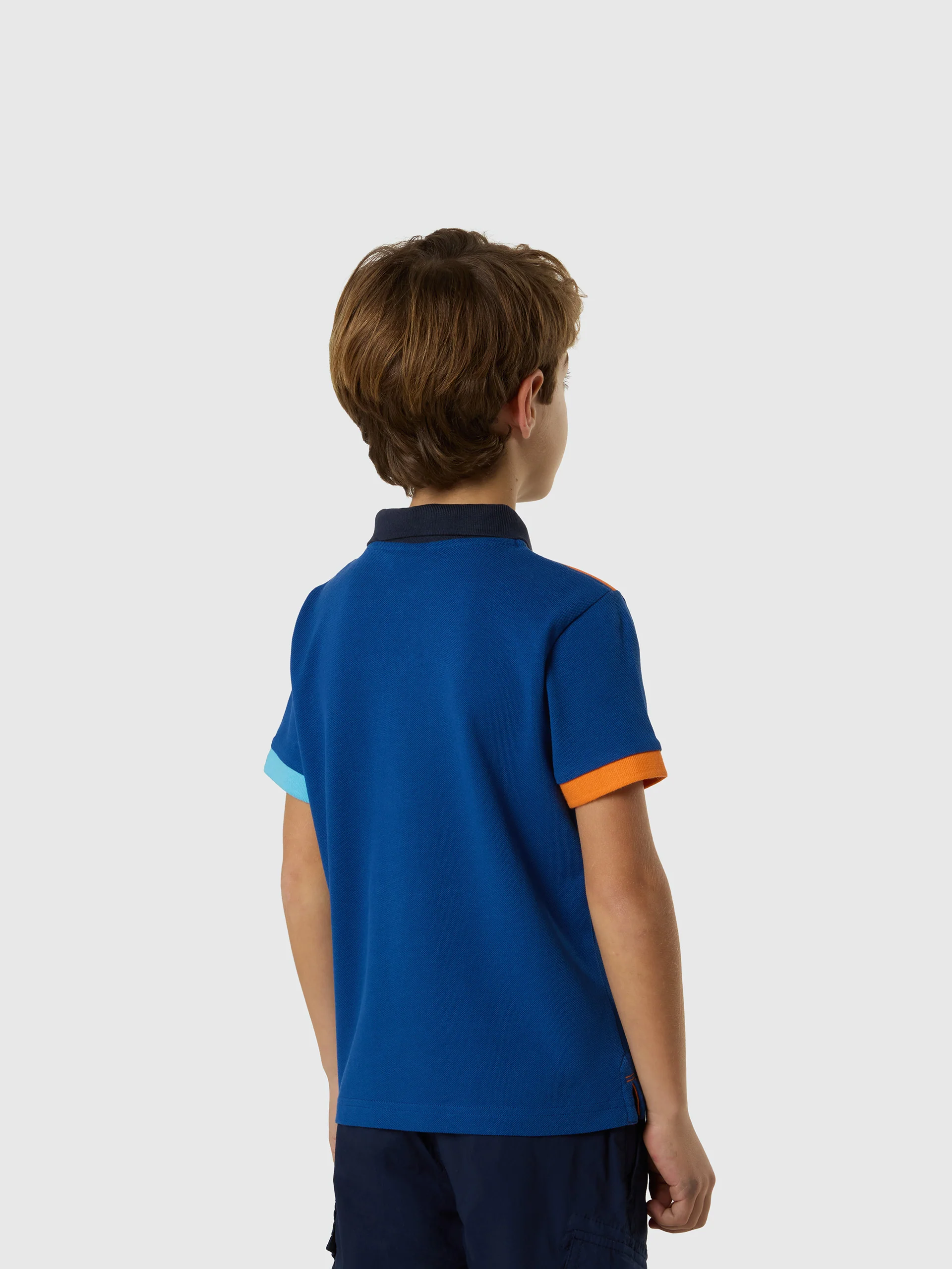 Polo shirt with mismatch cuffs - Image 25