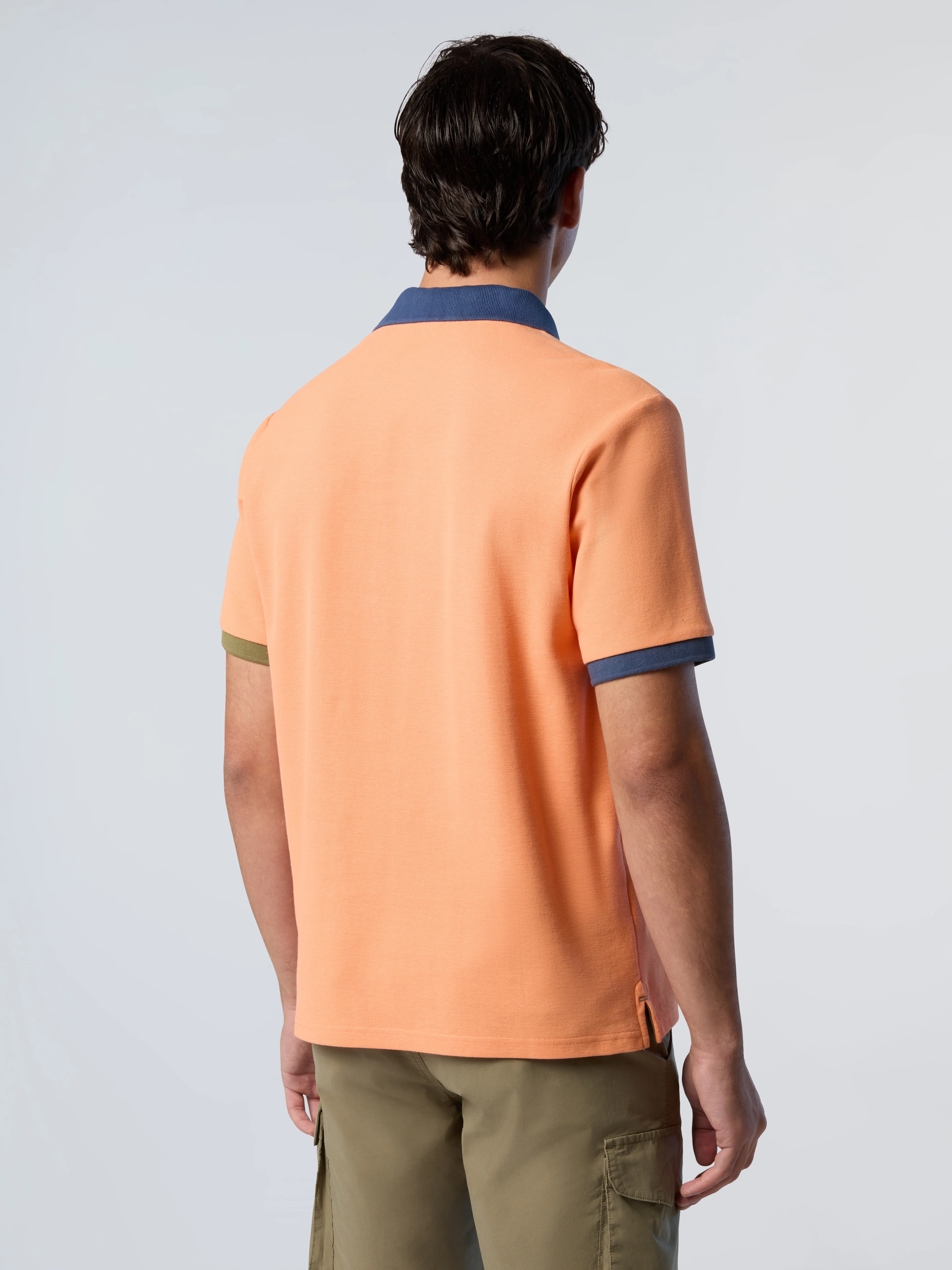 Polo shirt with contrast trims - Image 25
