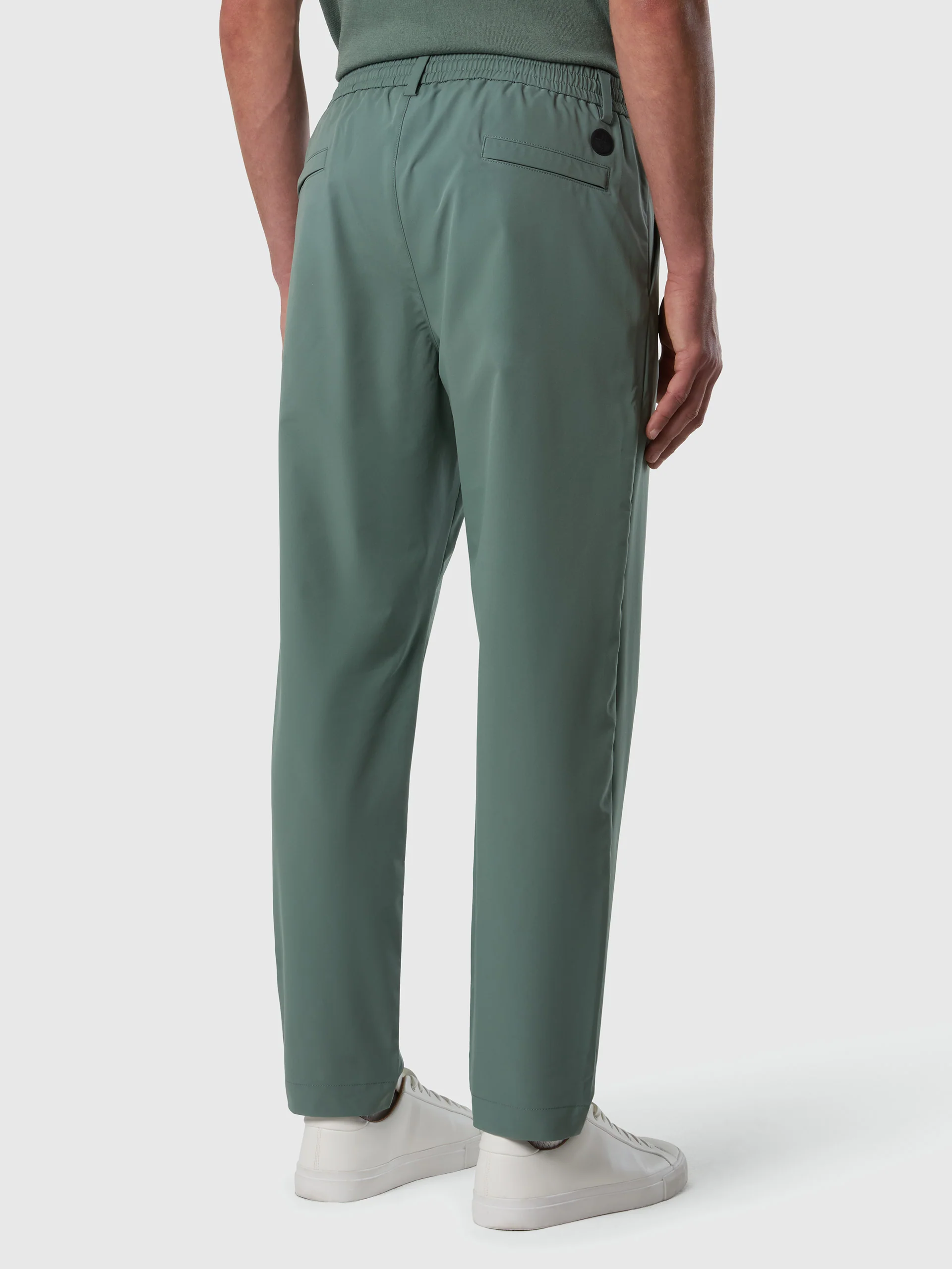 Pleated SOLOTEX® chinos - Image 4