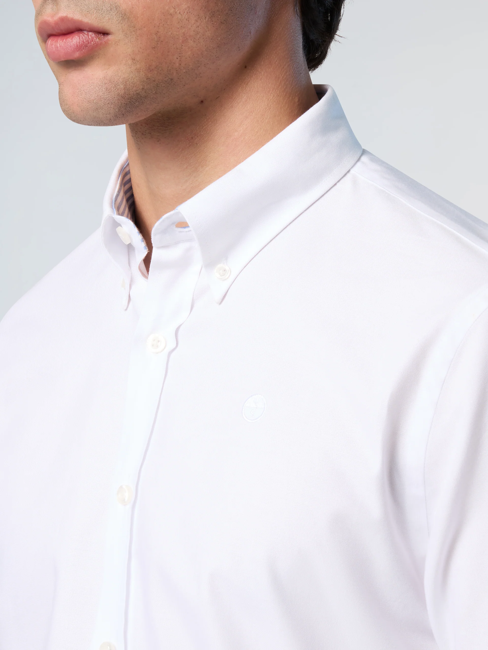 Oxford shirt with embroidered logo - Image 6