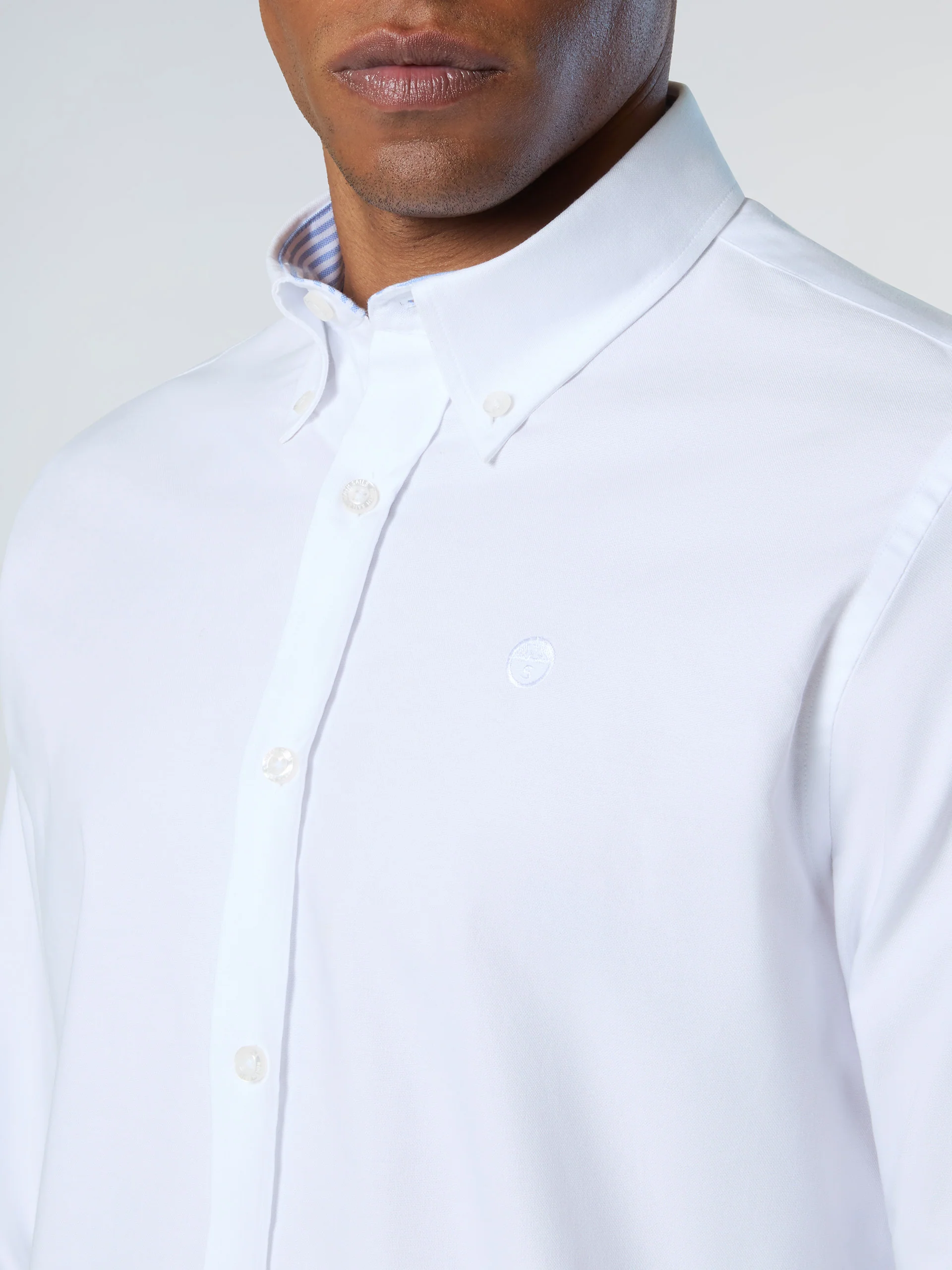 Oxford shirt with embroidered logo - Image 6