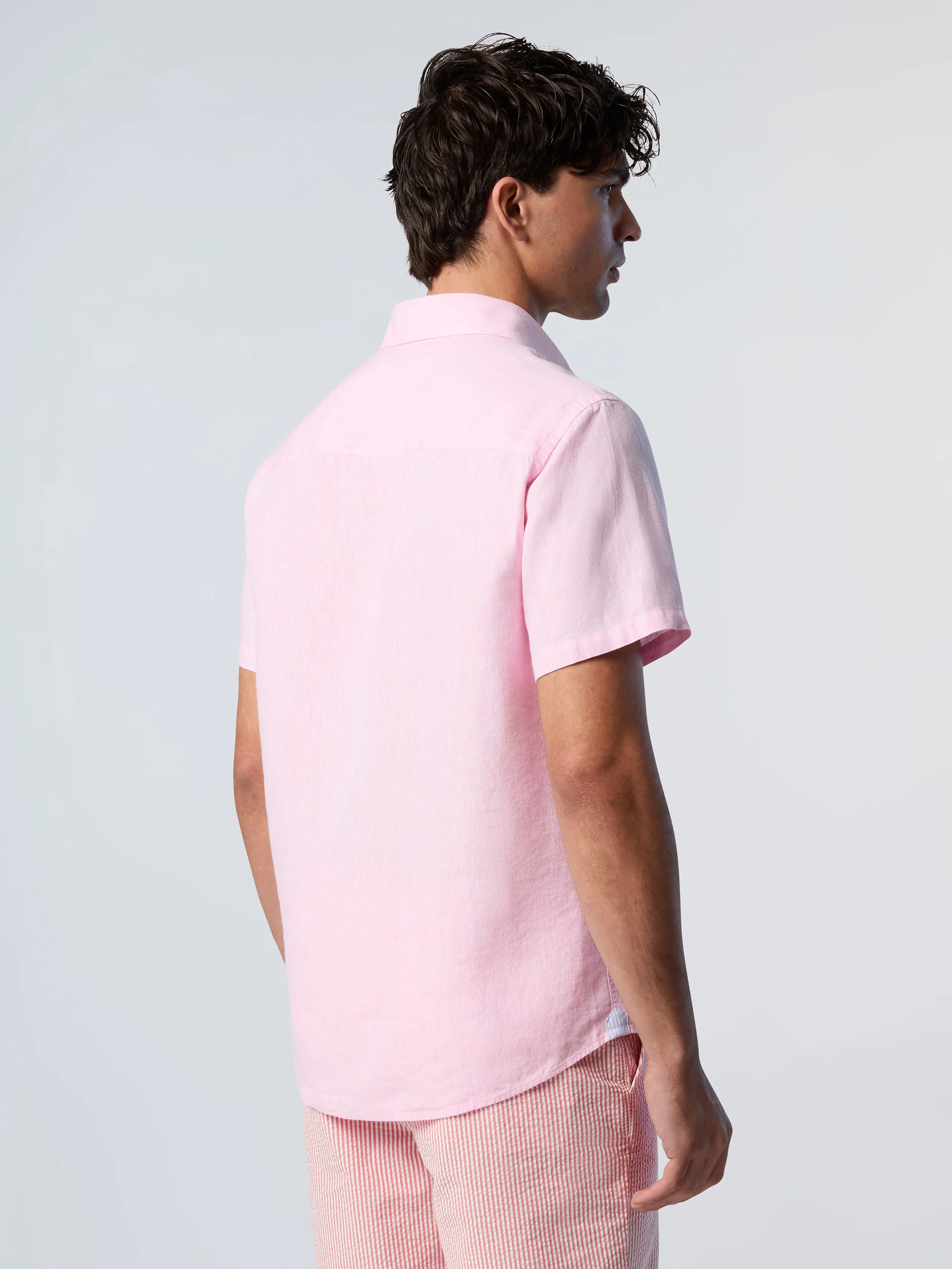 Short-sleeved linen shirt - Image 10