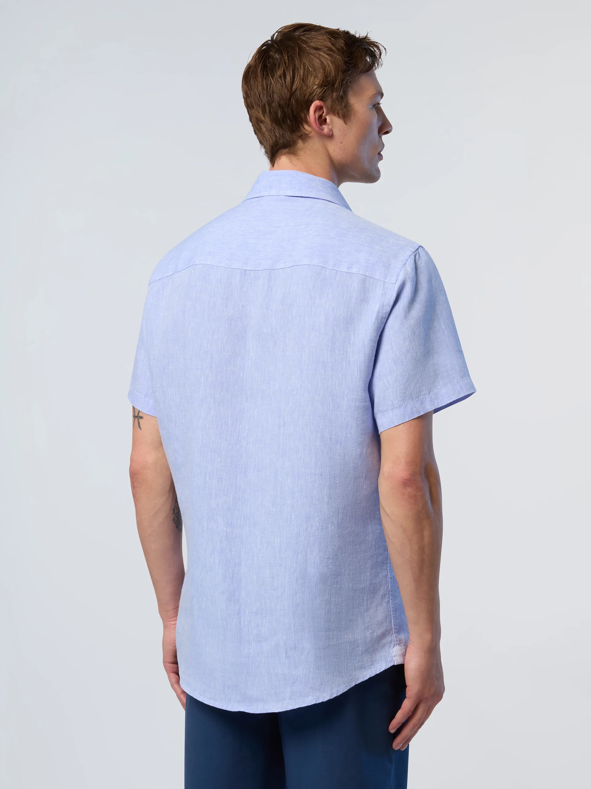 Short-sleeved linen shirt - Image 16