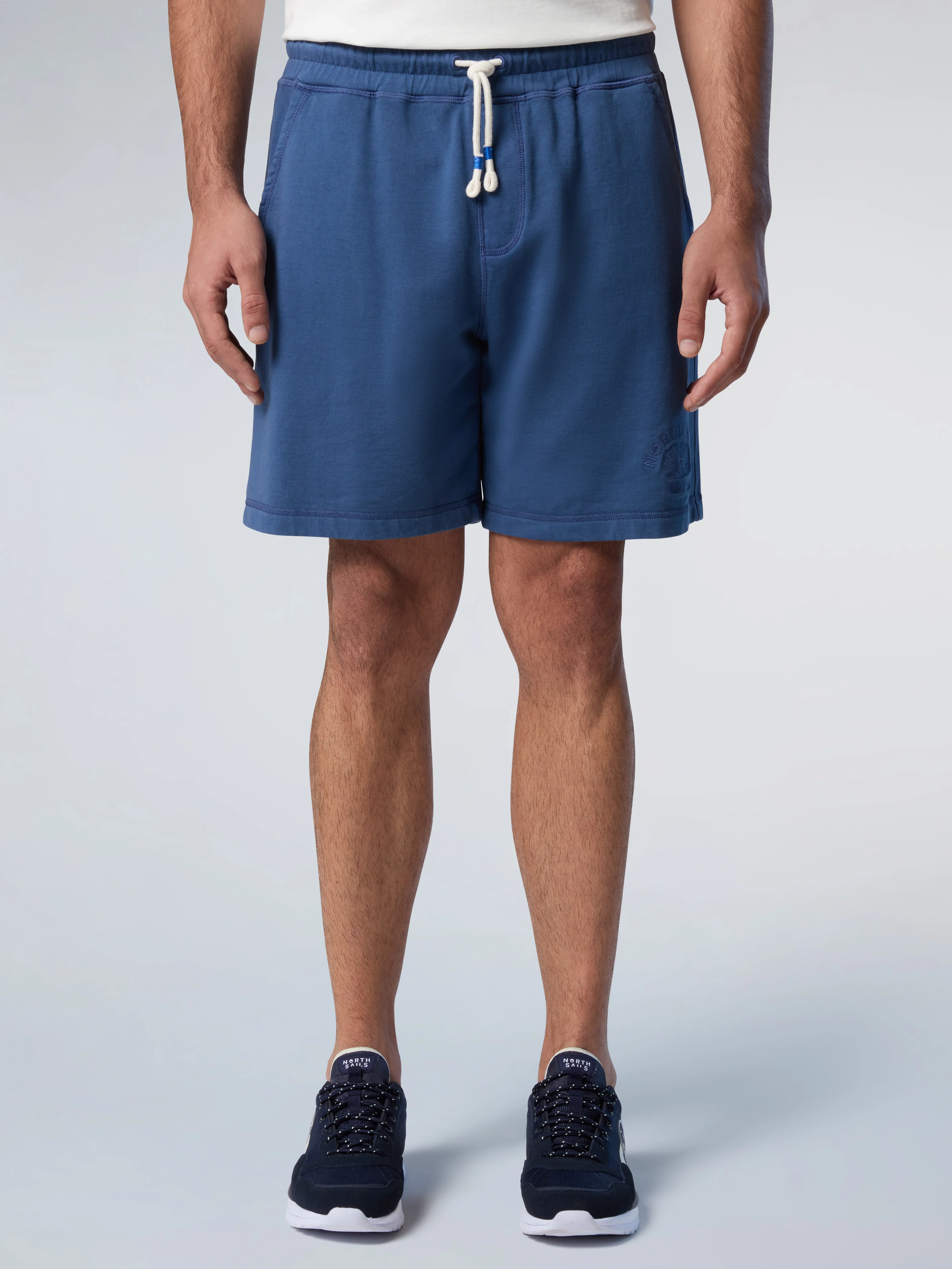 Sweat shorts with leg print - Image 7