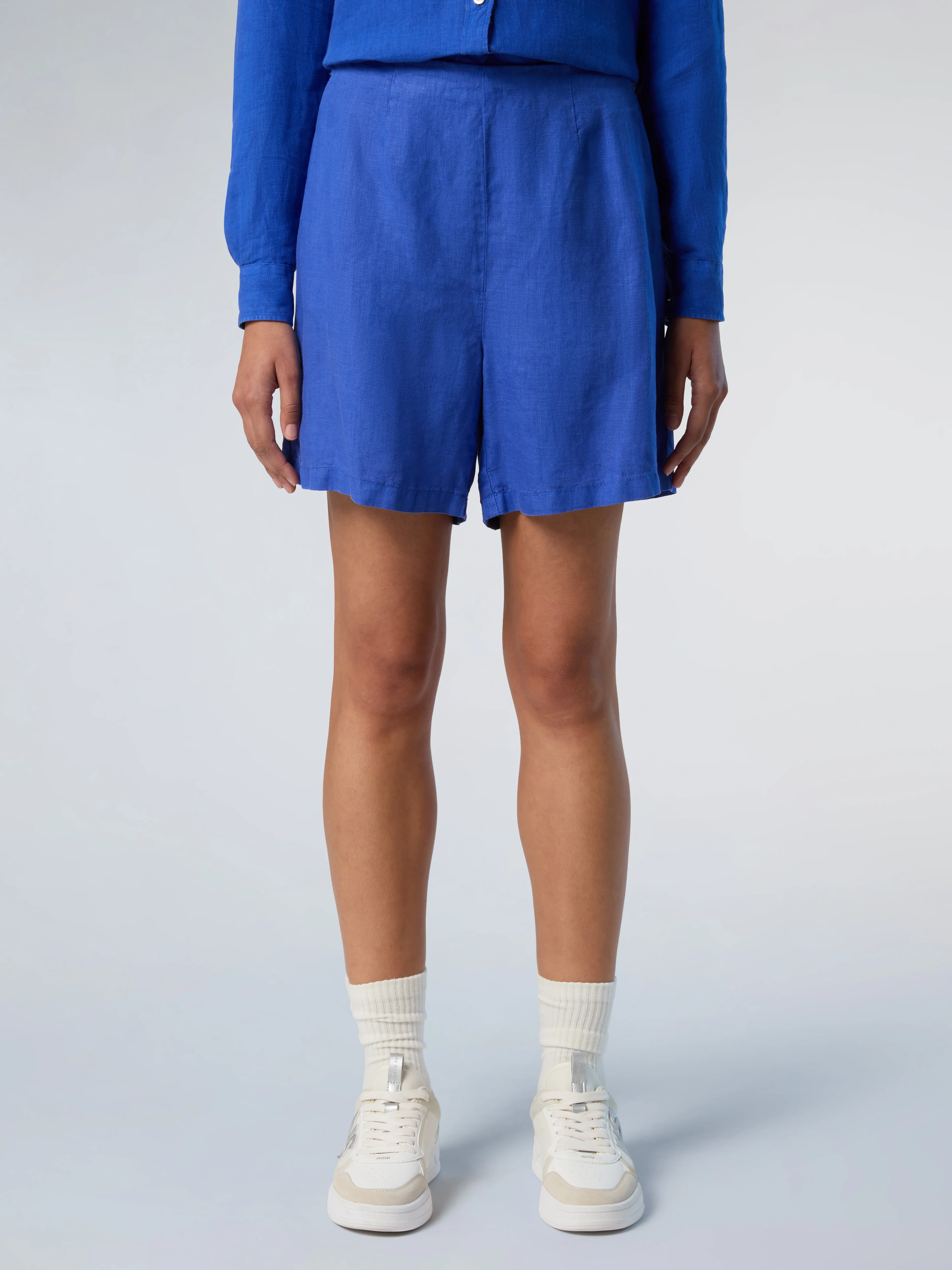 Wide-leg linen shorts - Image 10