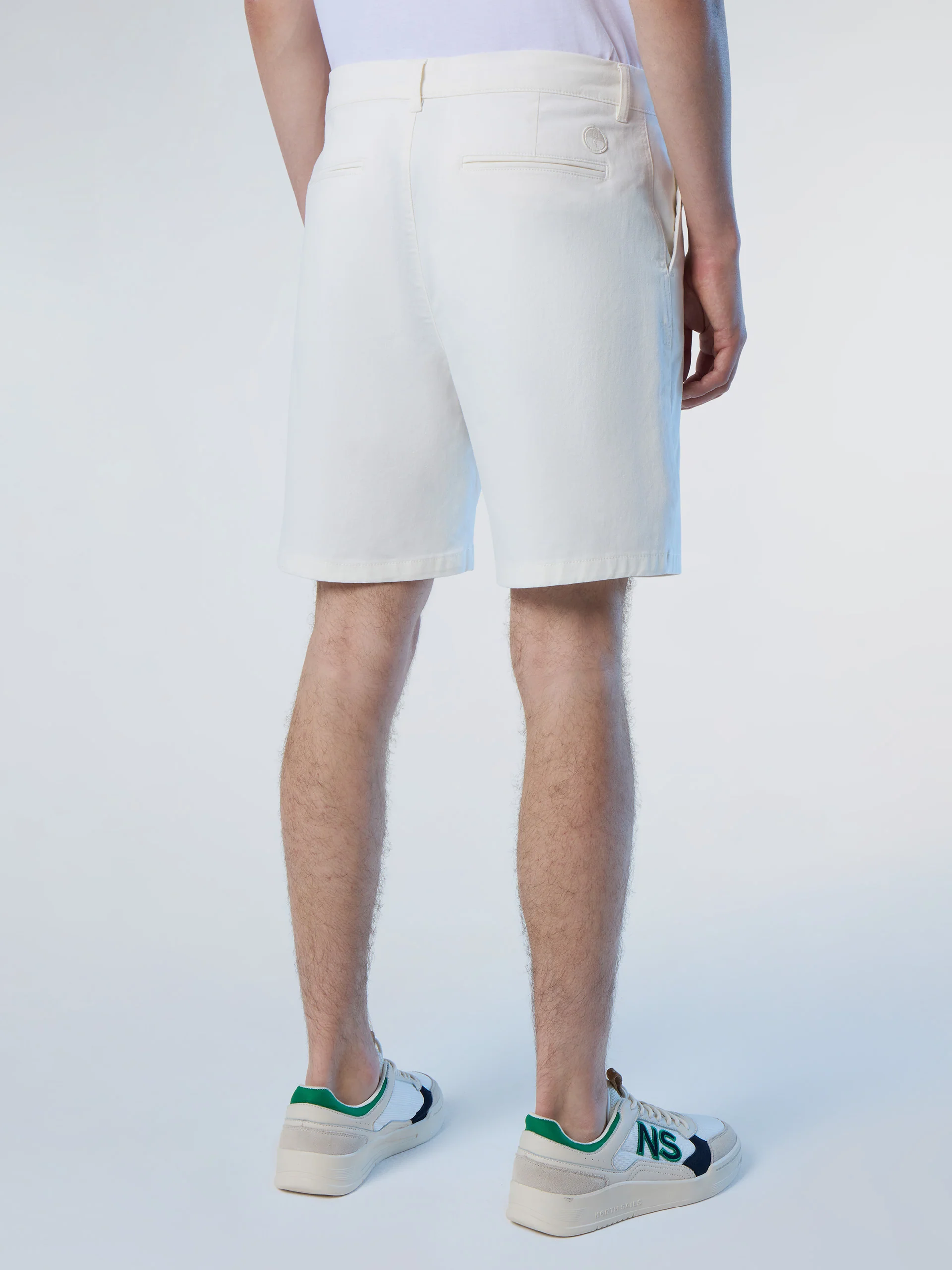 Chino shorts with logo patch - Image 33