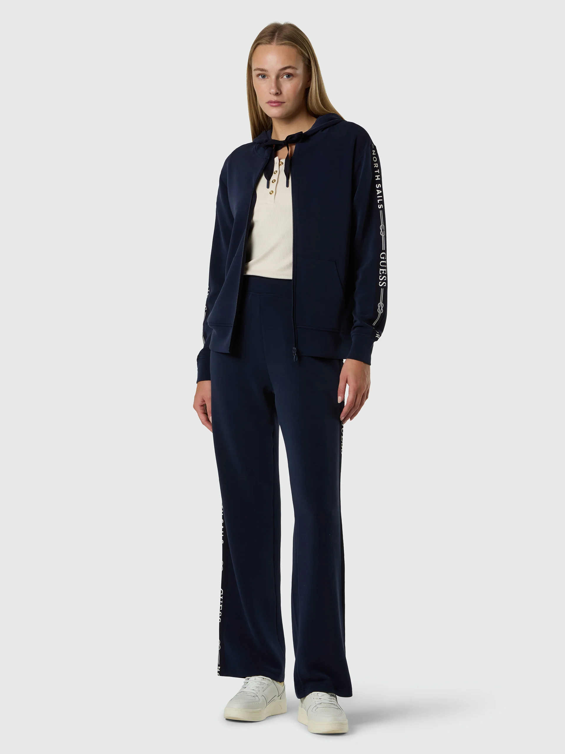 GUESS X NORTH SAILS SWEATPANTS - Image 9