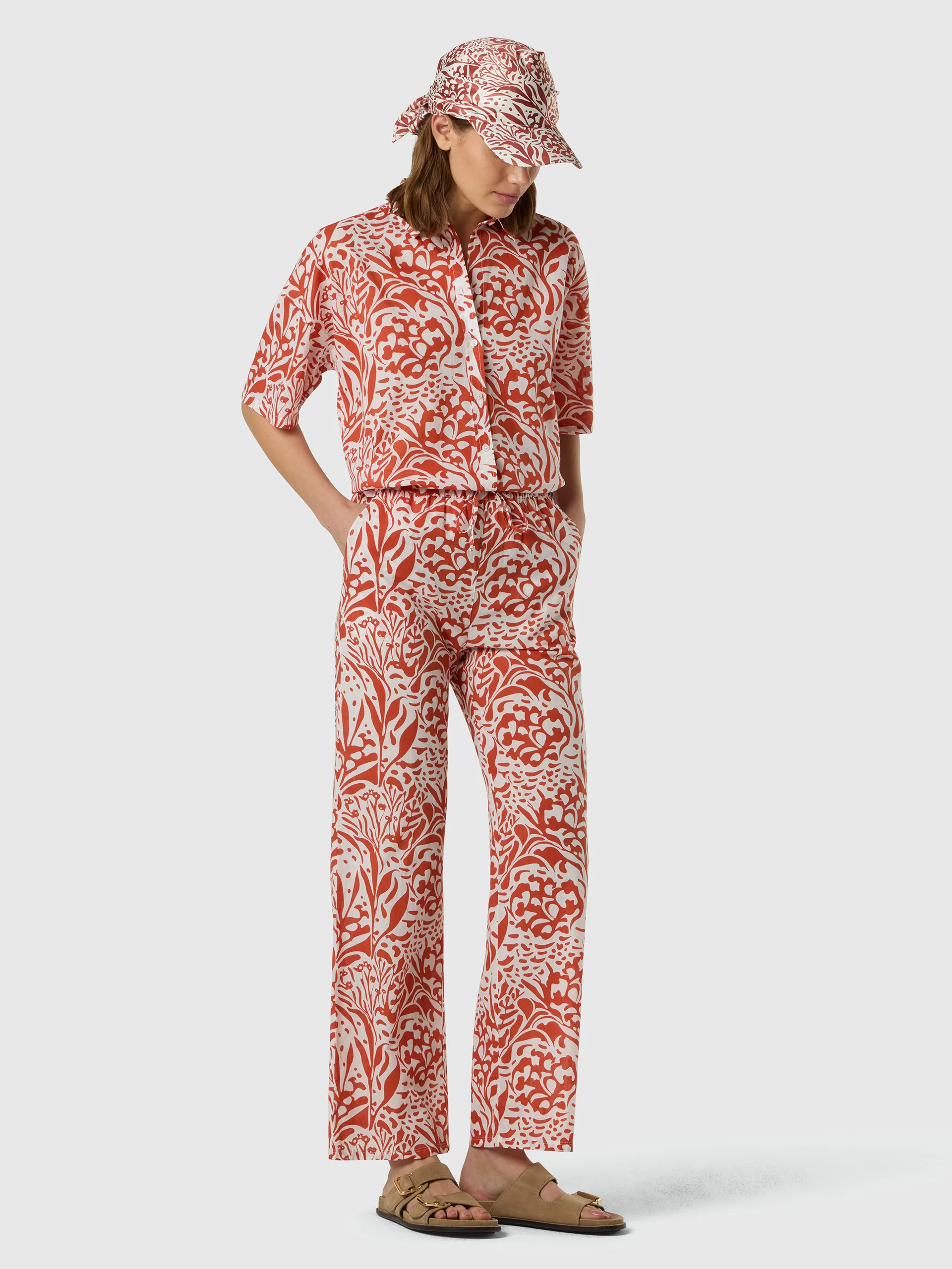 Muslin pants with coral print - Image 7