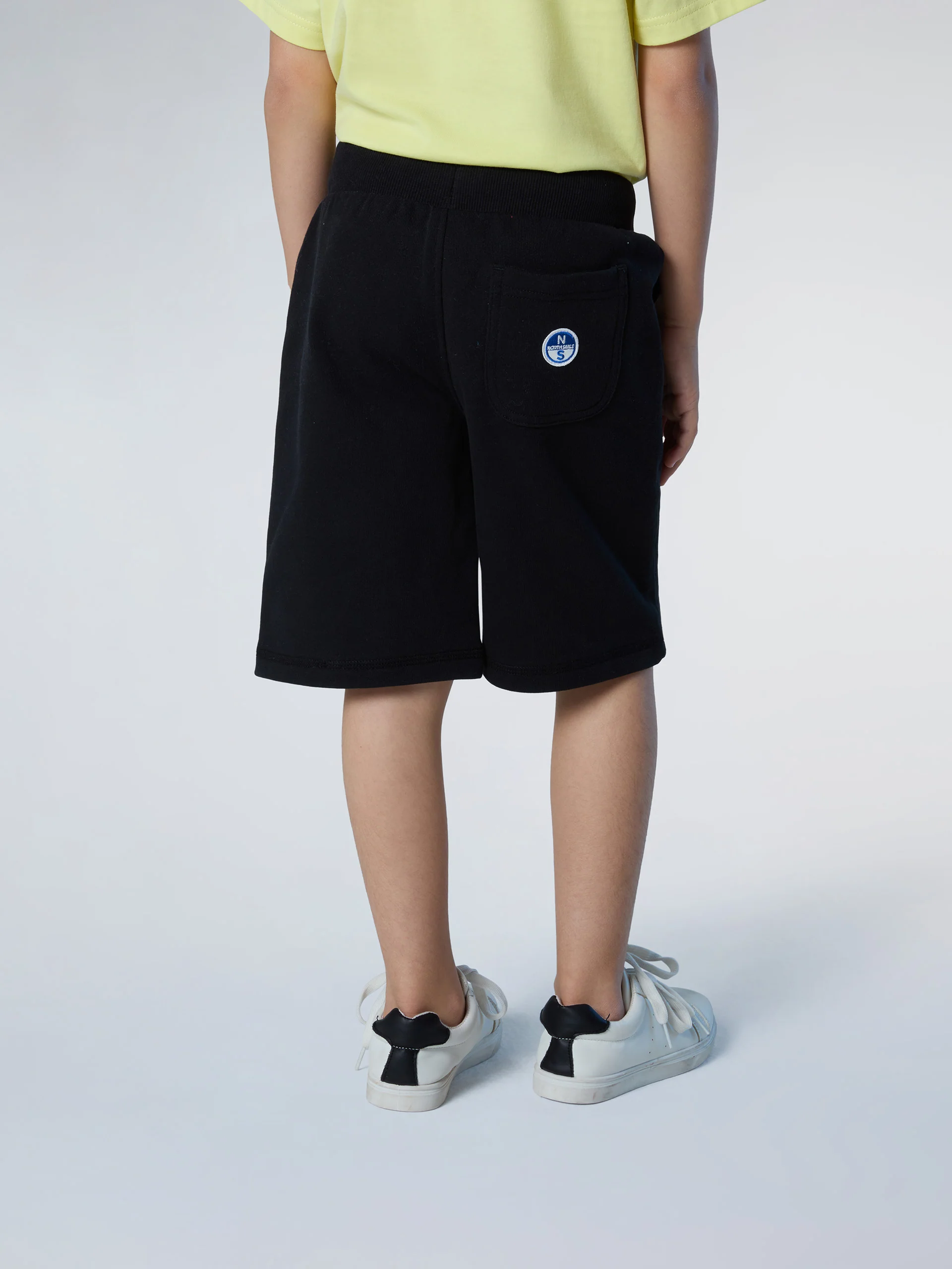 Sweat shorts with logo patch - Image 12