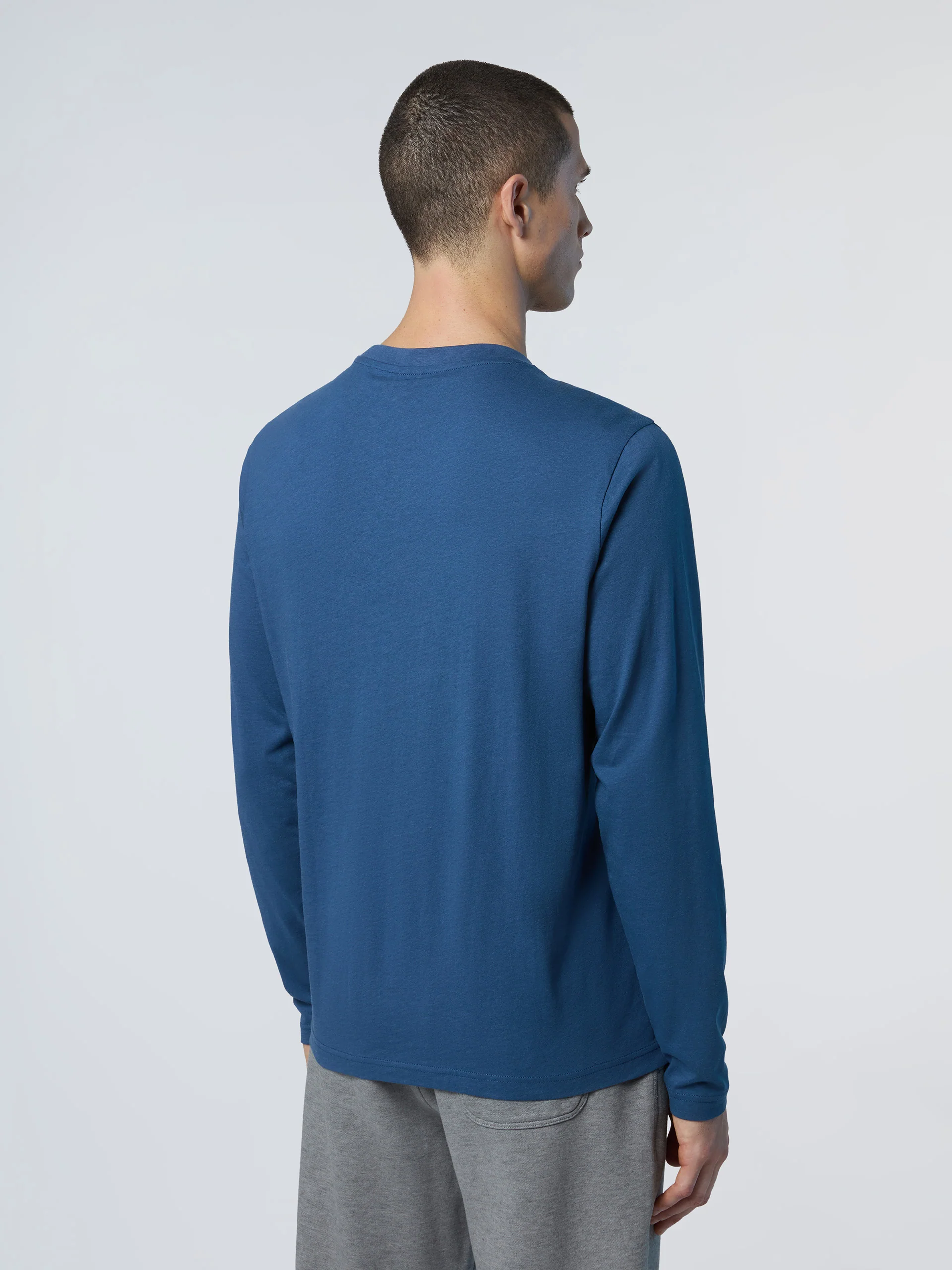 T-shirt with maxi print - Image 17