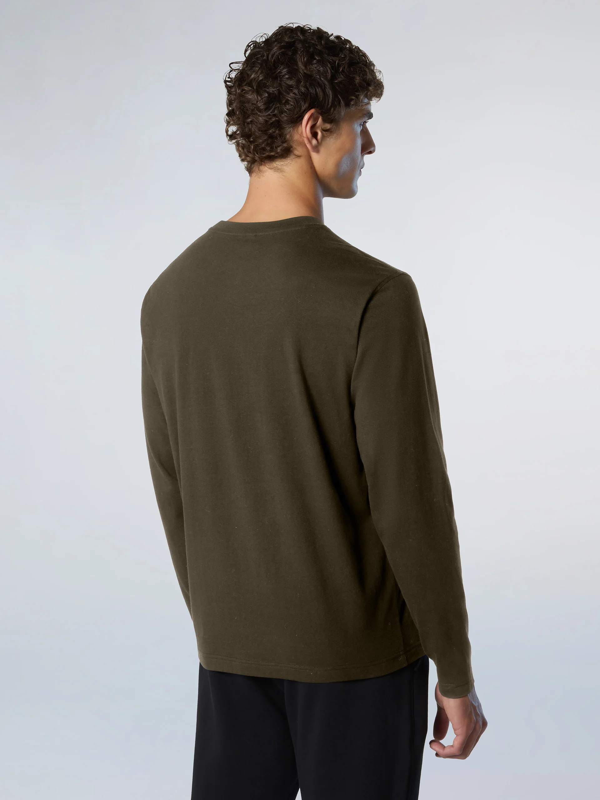 Long-sleeved T-shirt with maxi print - Image 18
