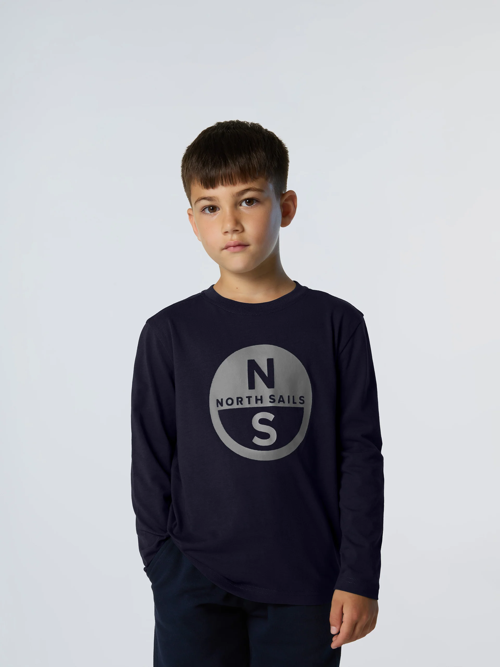 Long-sleeved T-shirt with maxi logo - Image 16