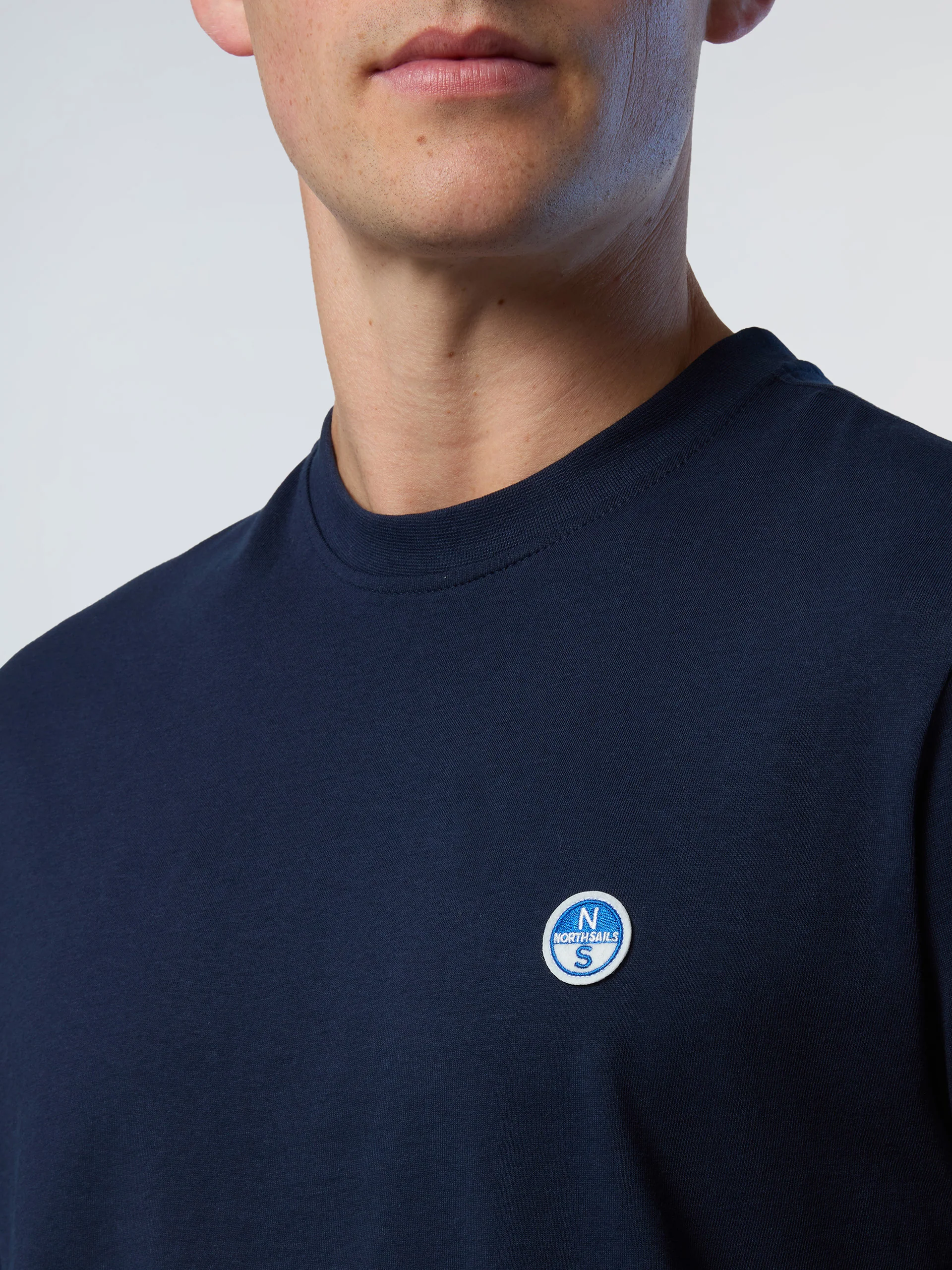 T-shirt with logo patch - Image 12