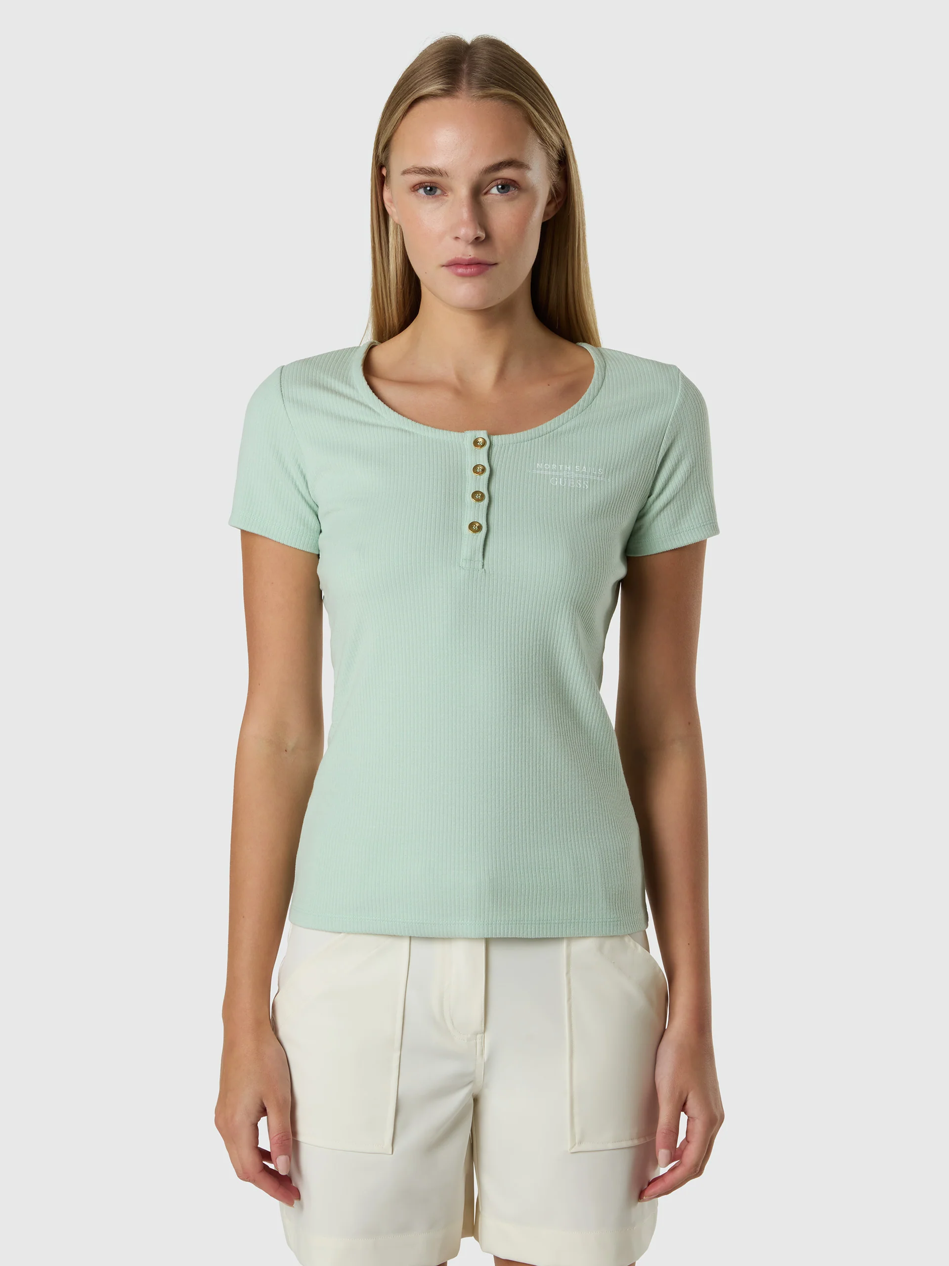 GUESS X NORTH SAILS BUTTON-FRONT T-SHIRT - Image 14
