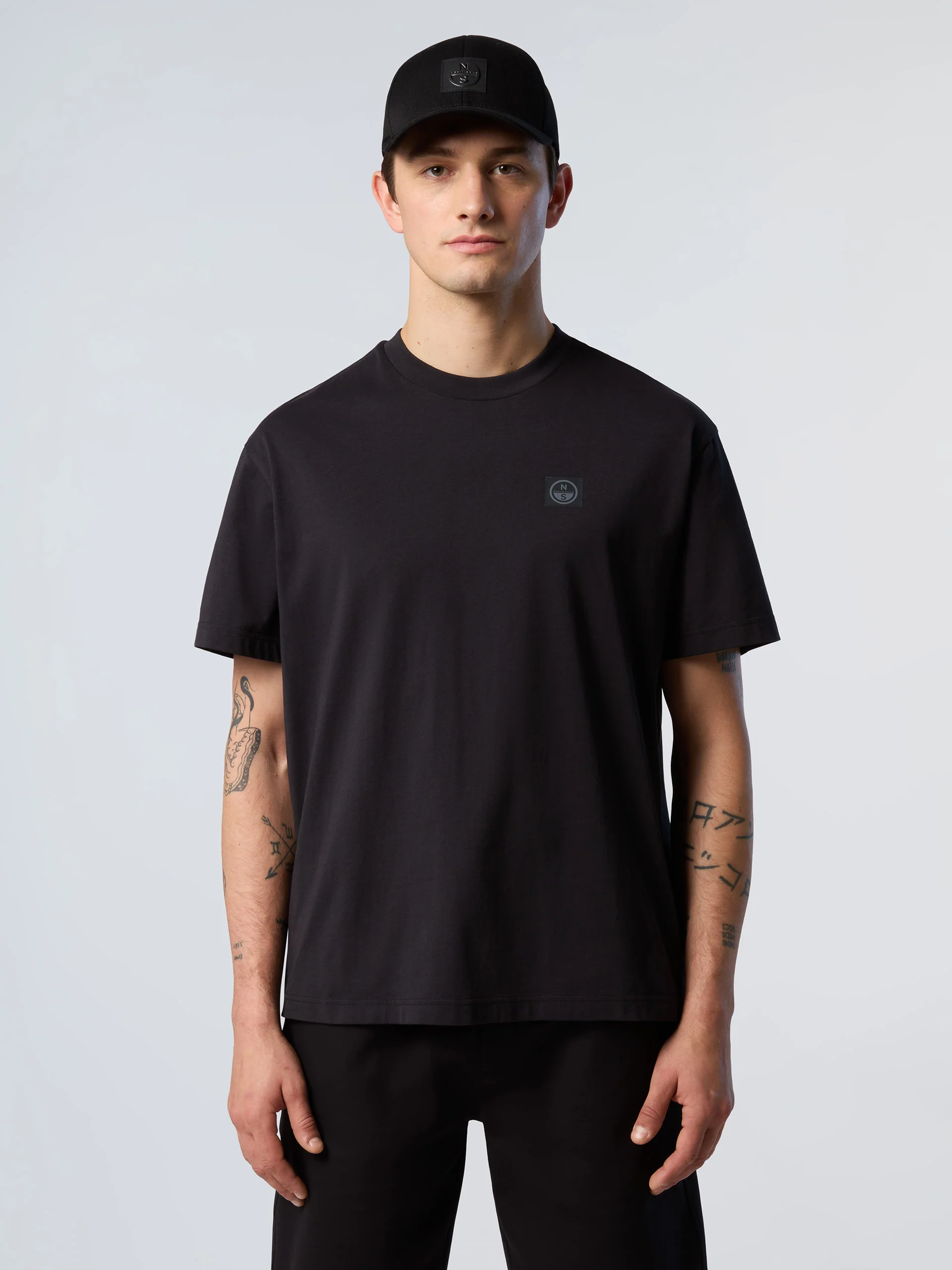 T-shirt with kitesurfing print - Image 14