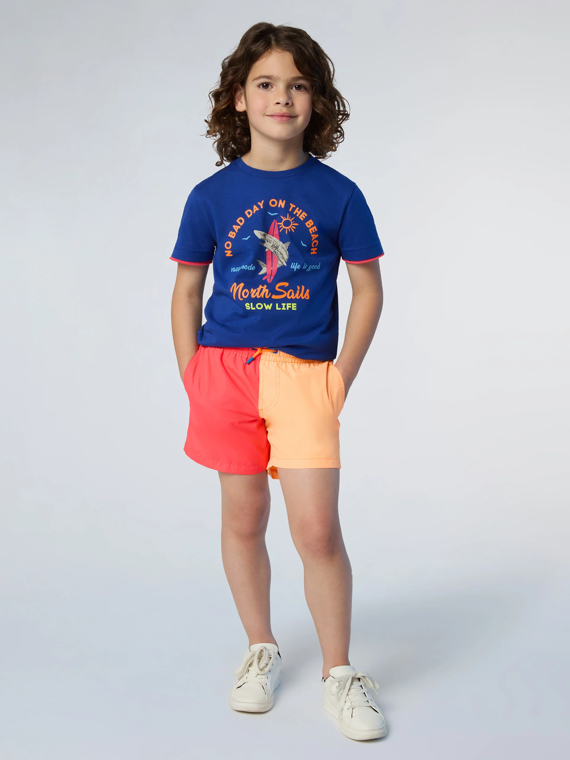 T-shirt with vacation print - Image 6