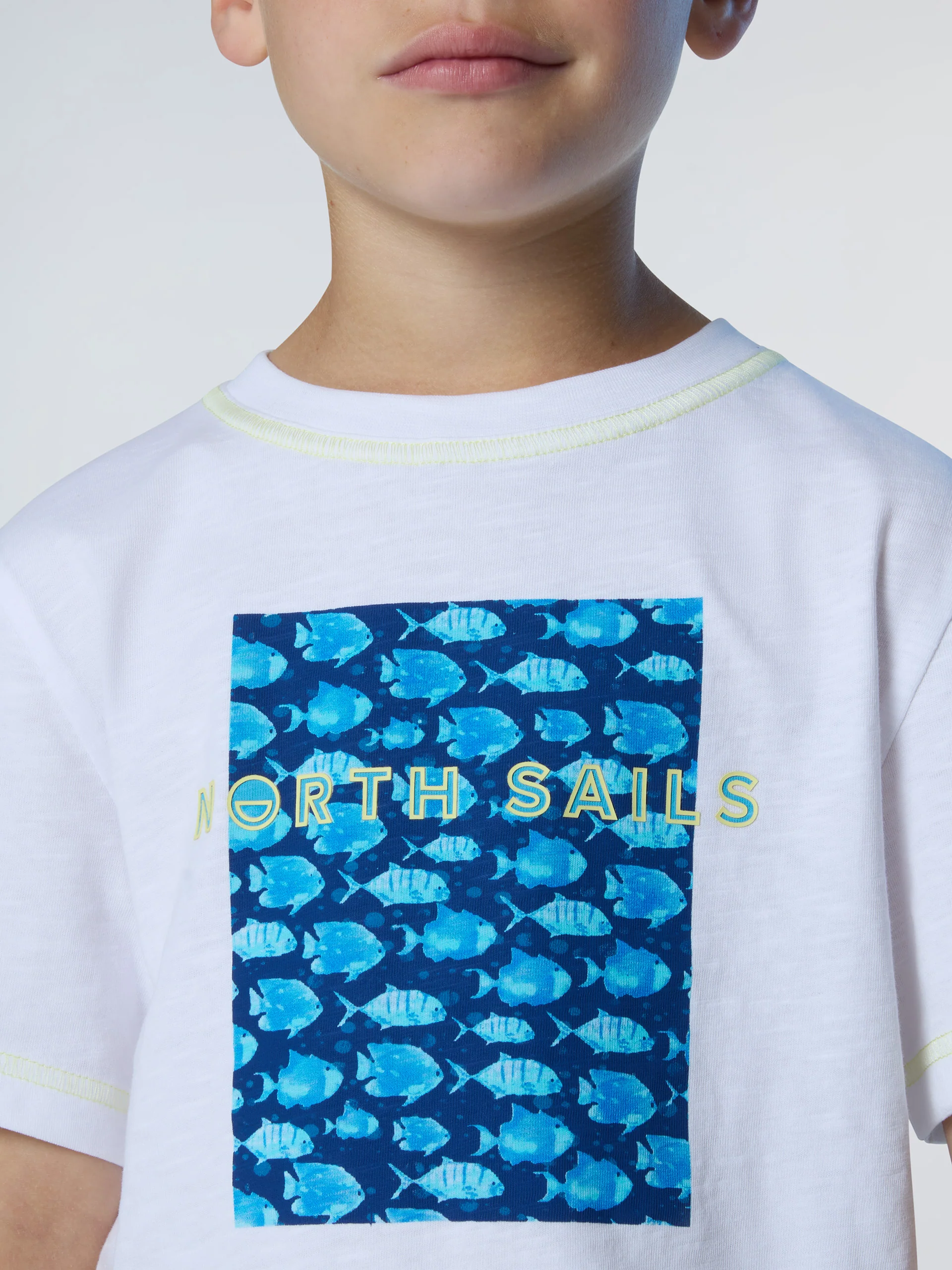 T-shirt with graphic print - Image 11