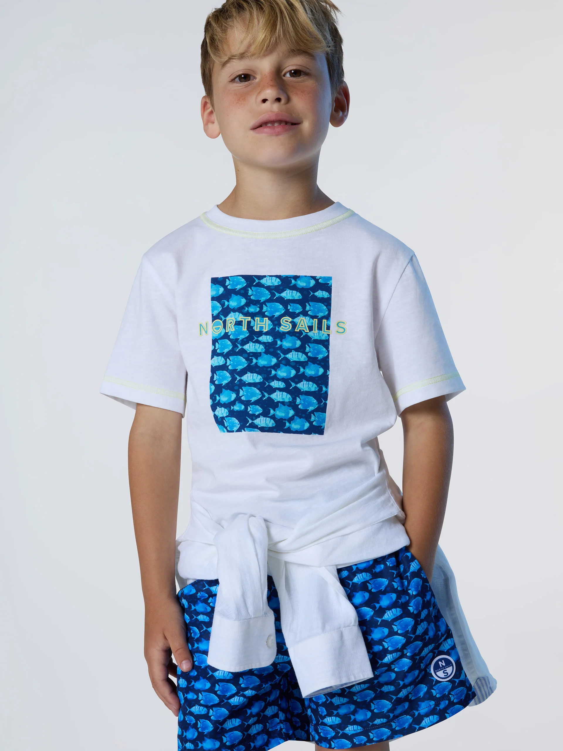 T-shirt with graphic print - Image 7