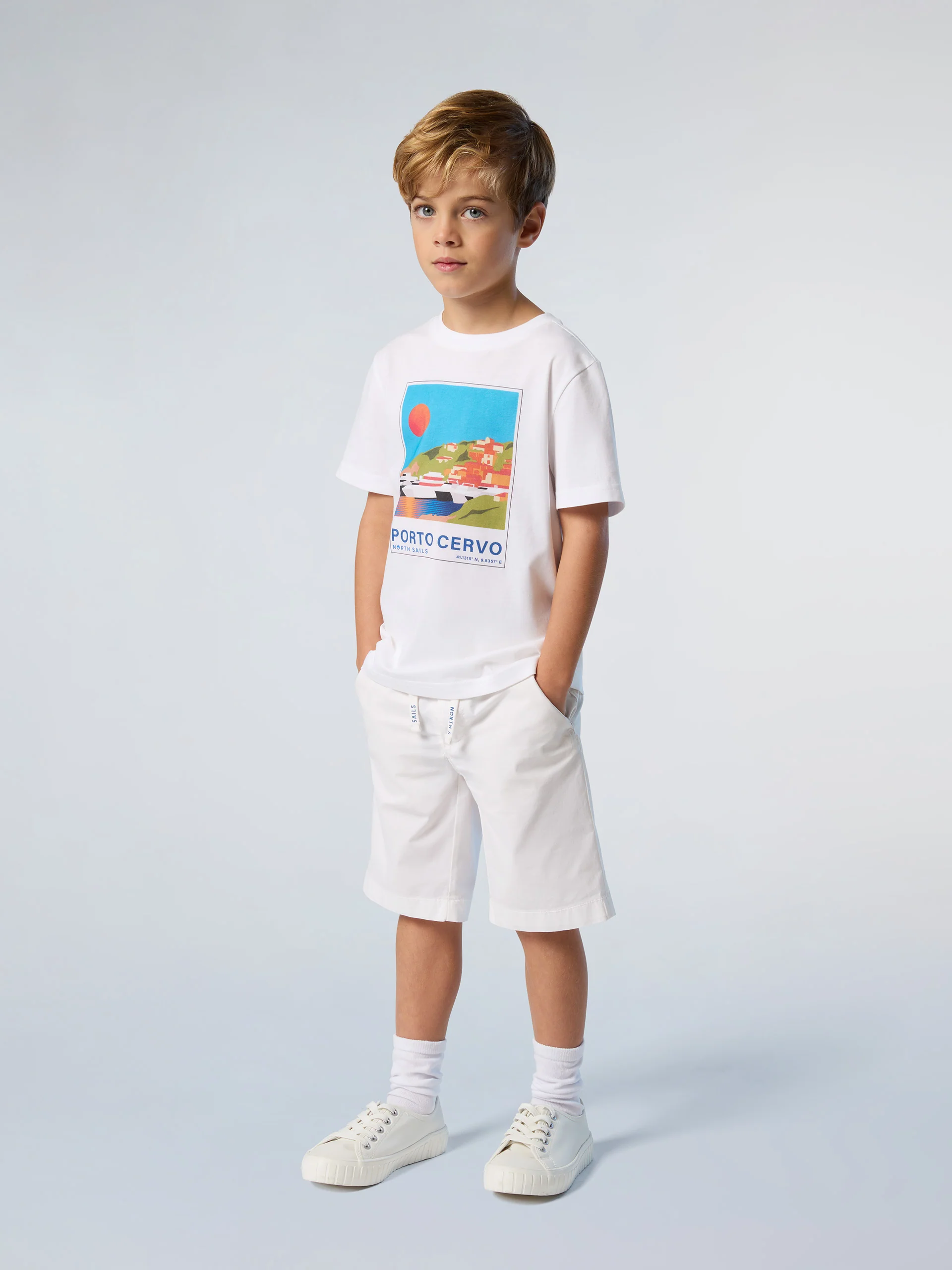 T-shirt with graphic print - Image 5