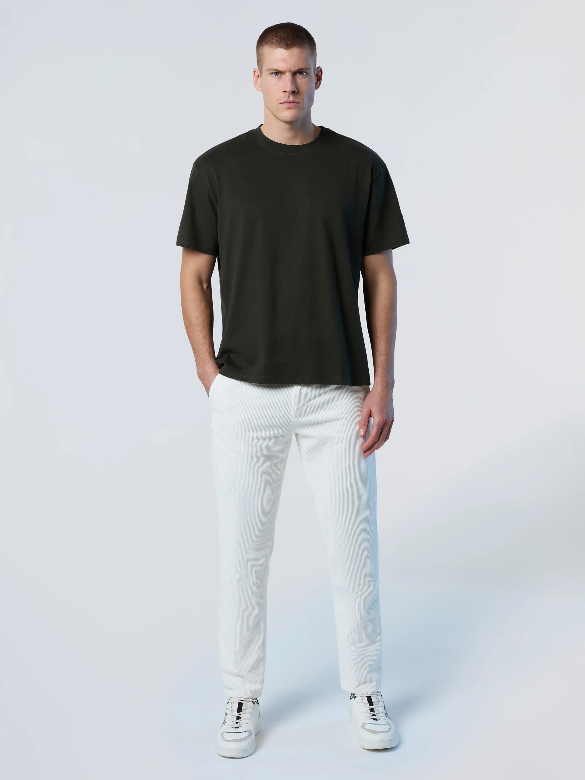 Heavy cotton T-shirt - Image 23