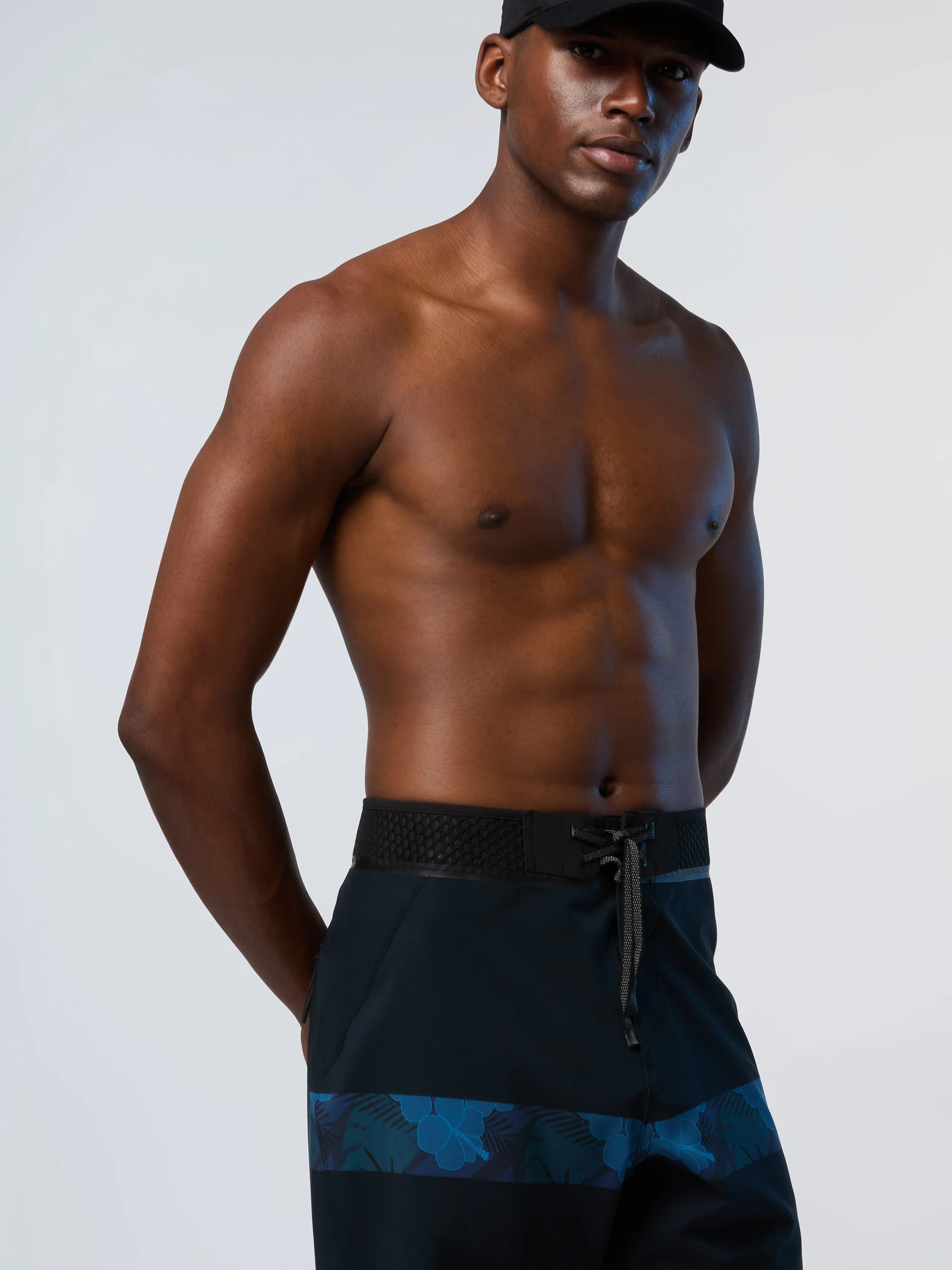 Board shorts with 3D motion waist - Image 9