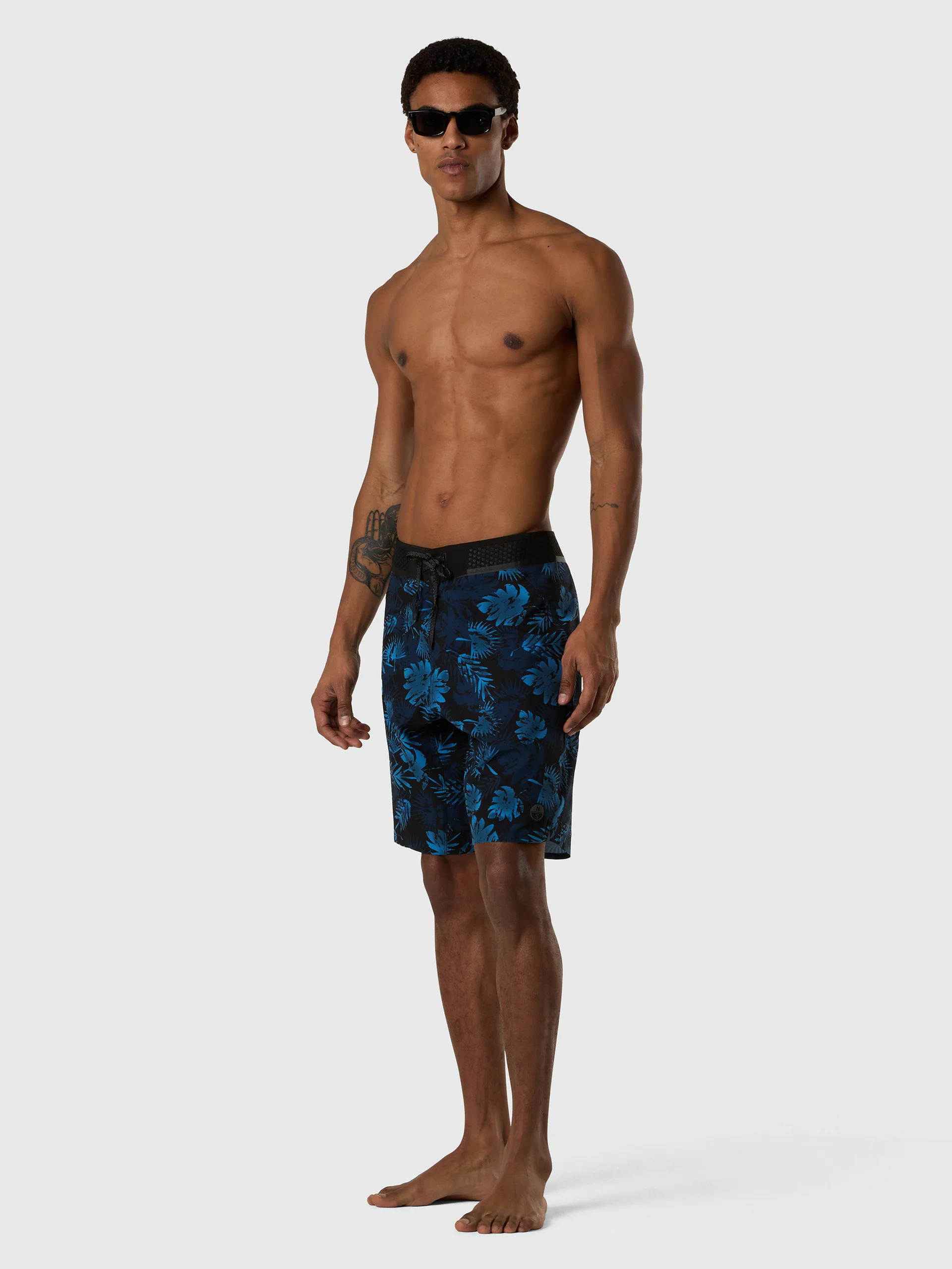 Board shorts with pattern - Image 5
