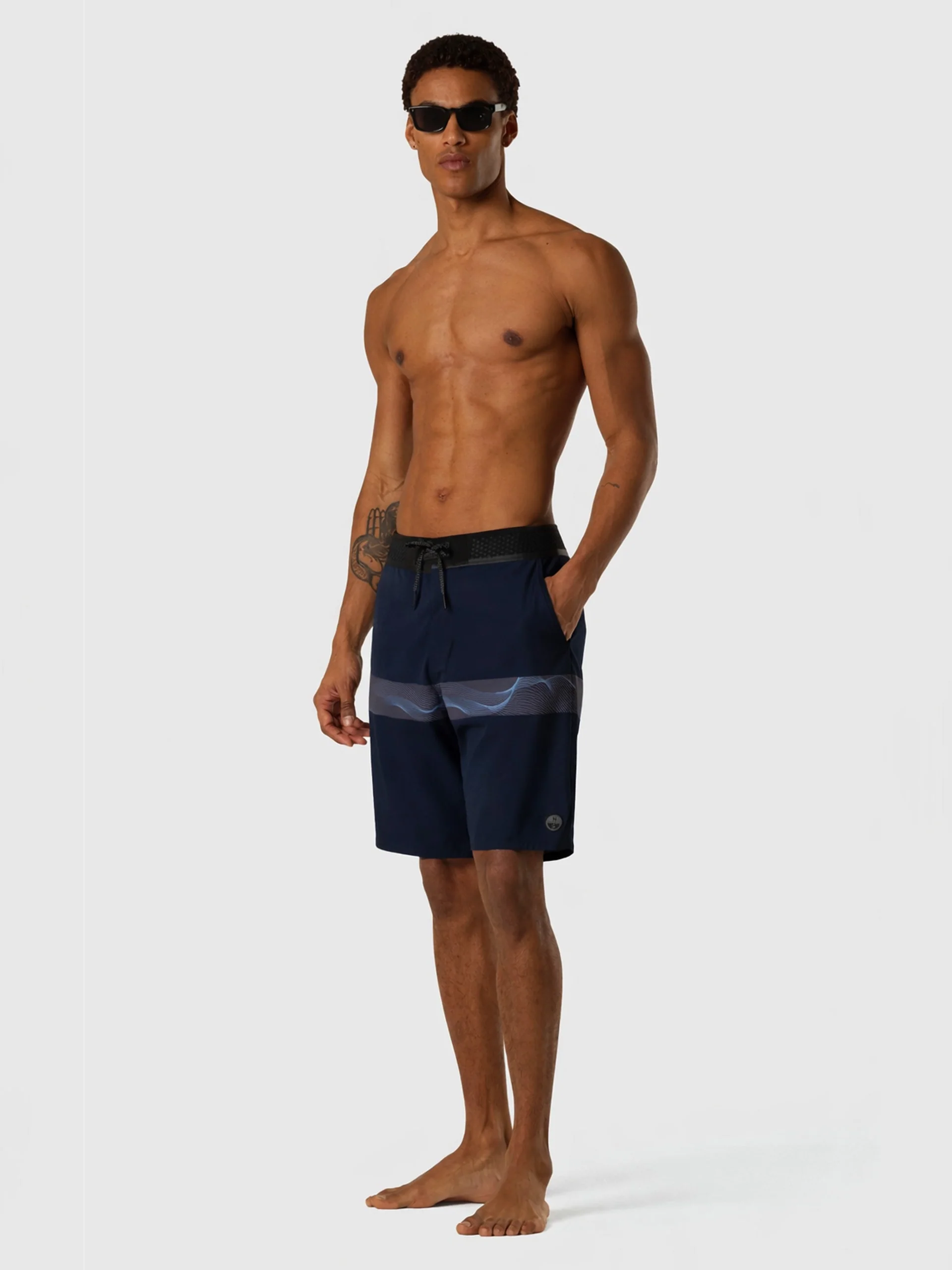 Board shorts with pattern - Image 9