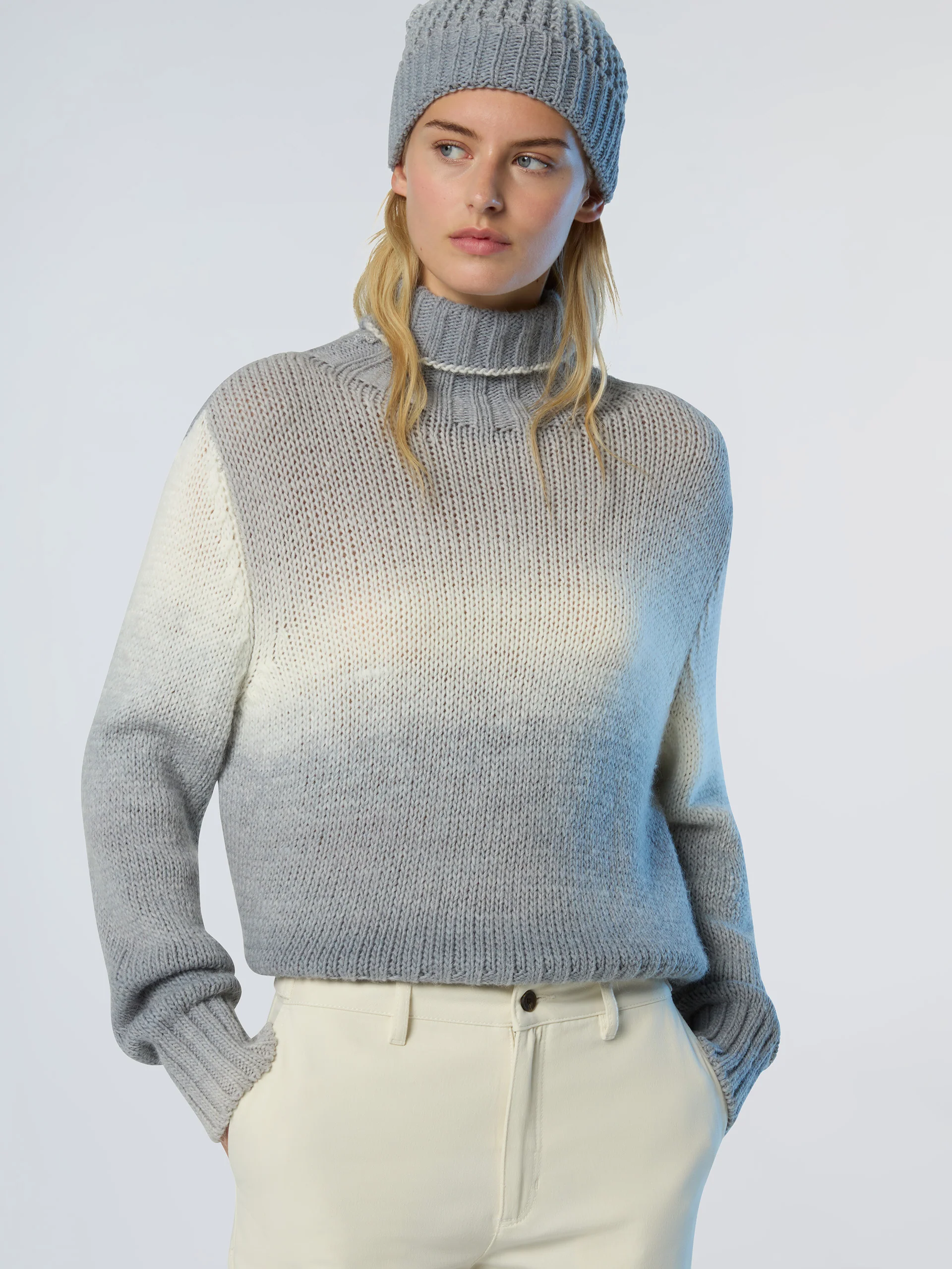 Faded alpaca sweater - Image 8