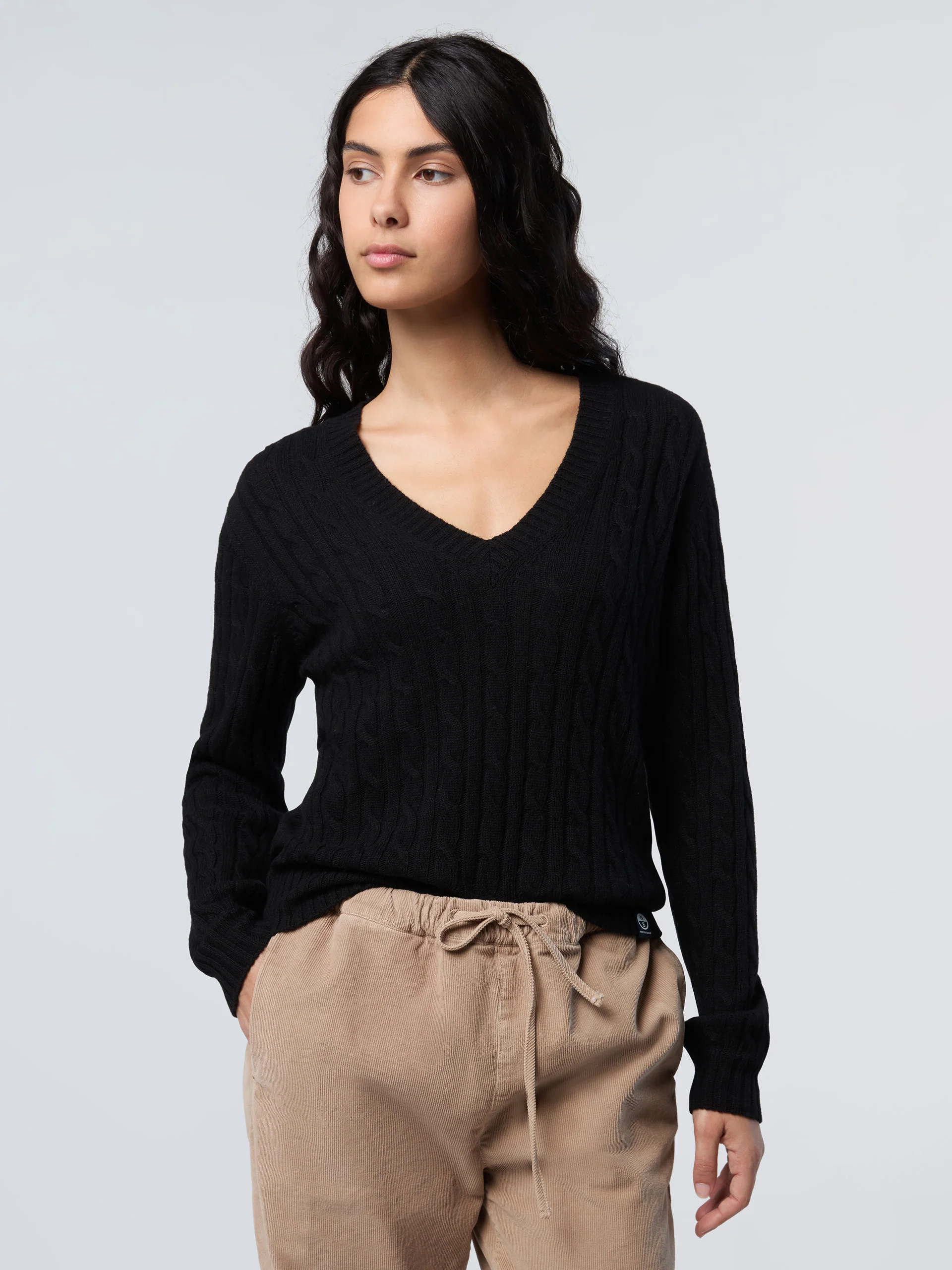 Cashmere Aran V-neck sweater - Image 15