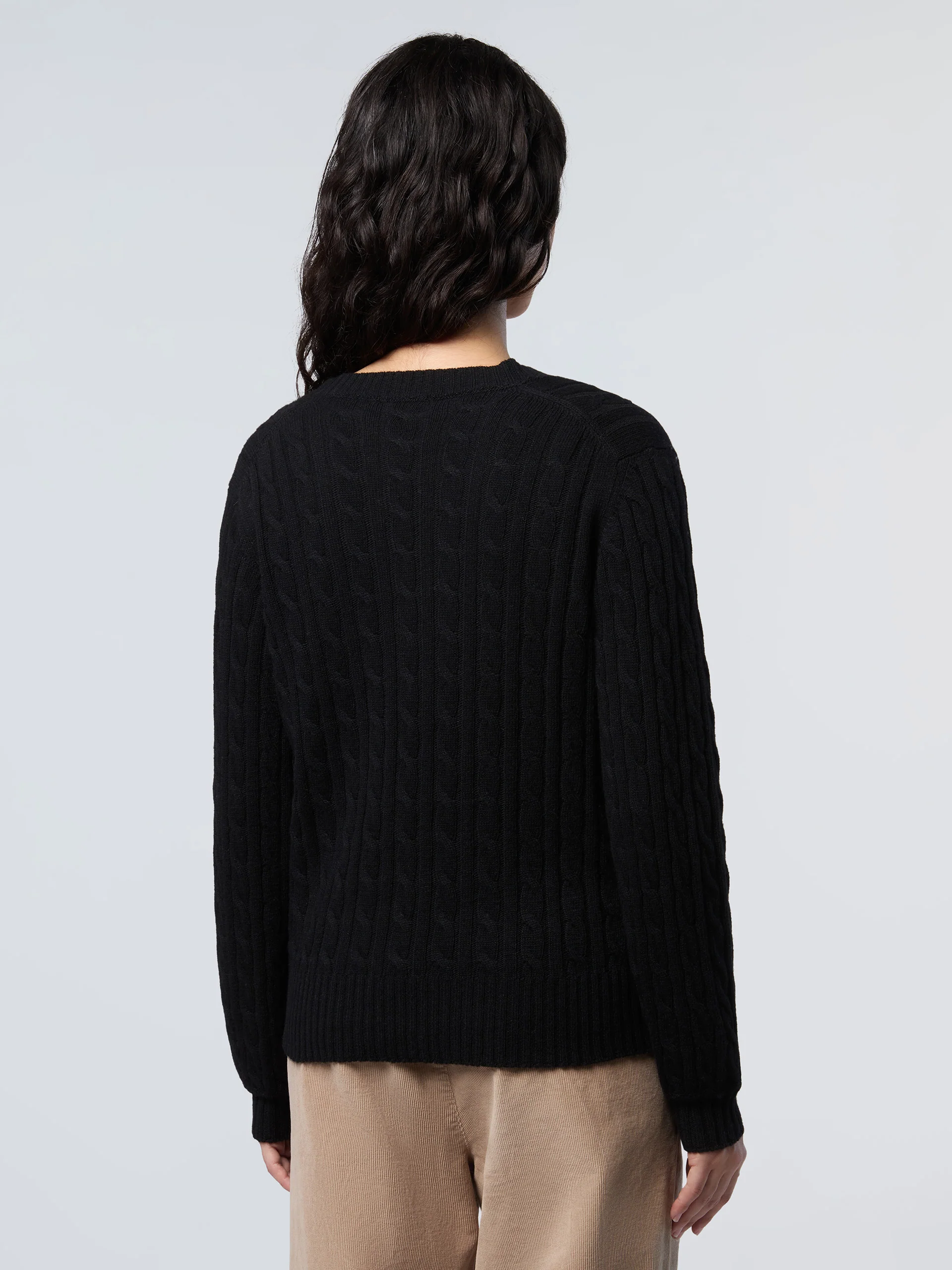 Cashmere Aran V-neck sweater - Image 17