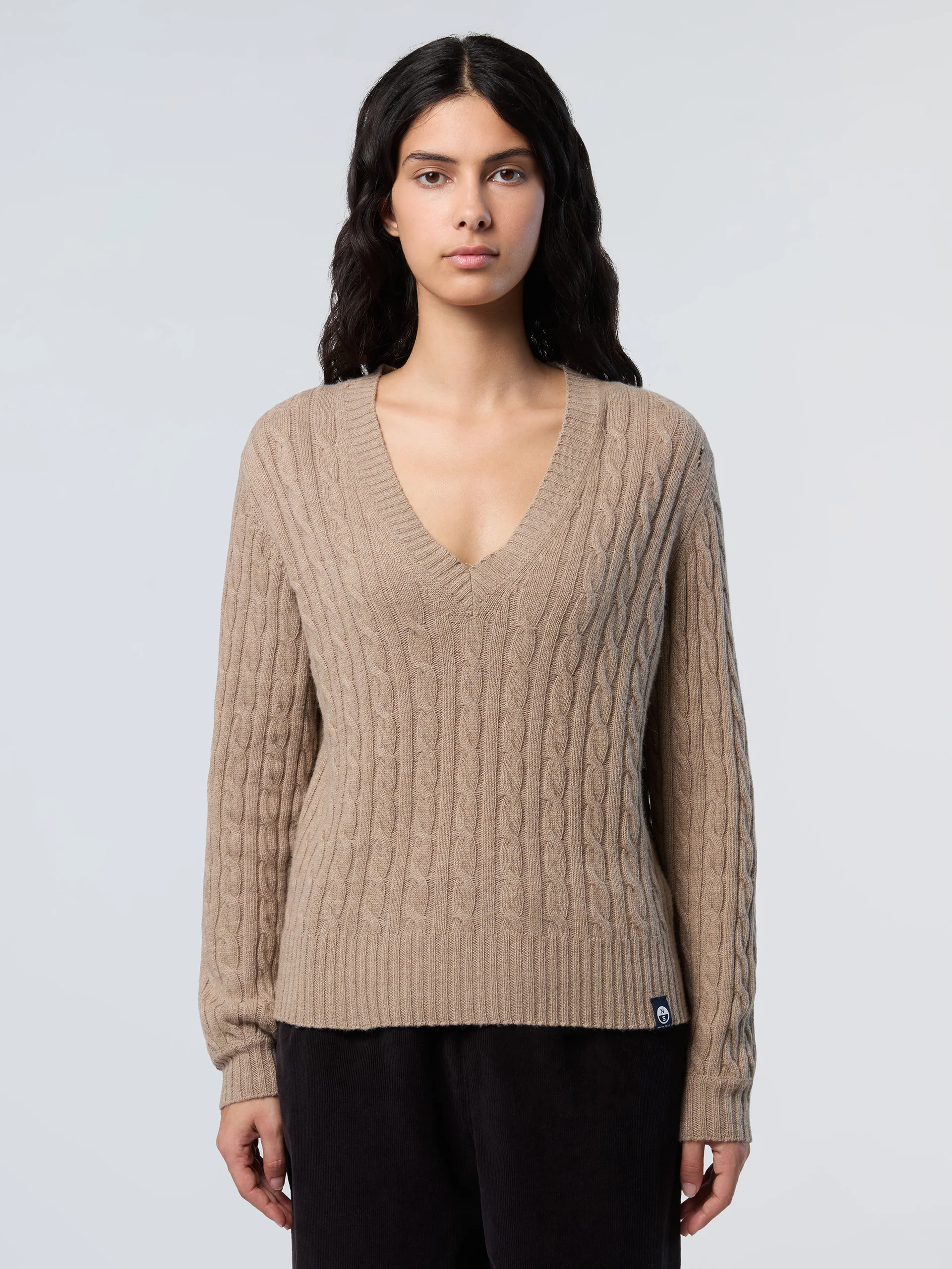 Cashmere Aran V-neck sweater - Image 8