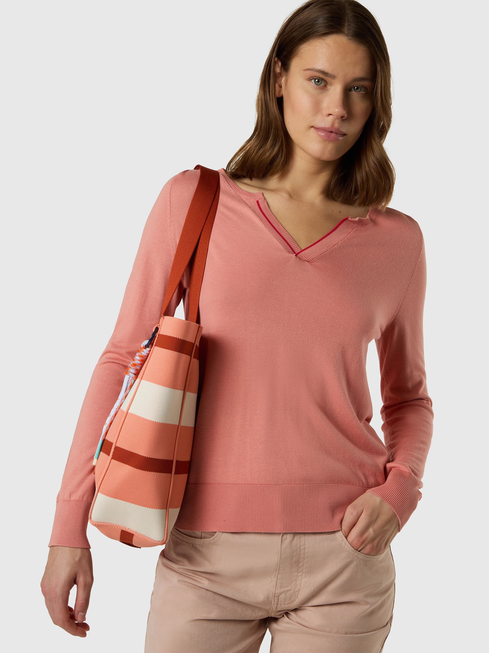 Viscose-cotton V-neck sweater - Image 9